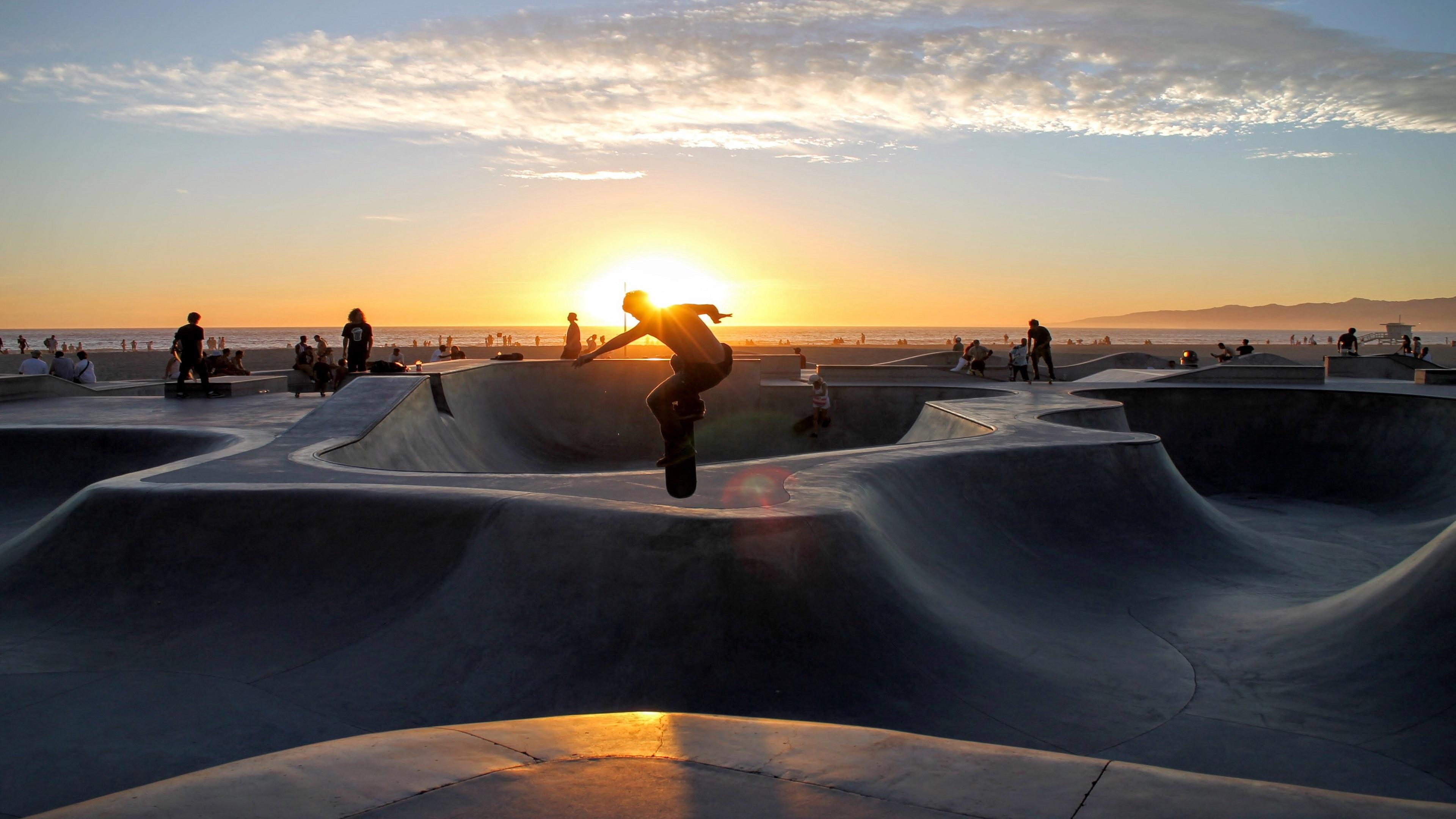 3840x2160 Venice Beach and Boardwalk Los Angeles United States 4K wallpaper