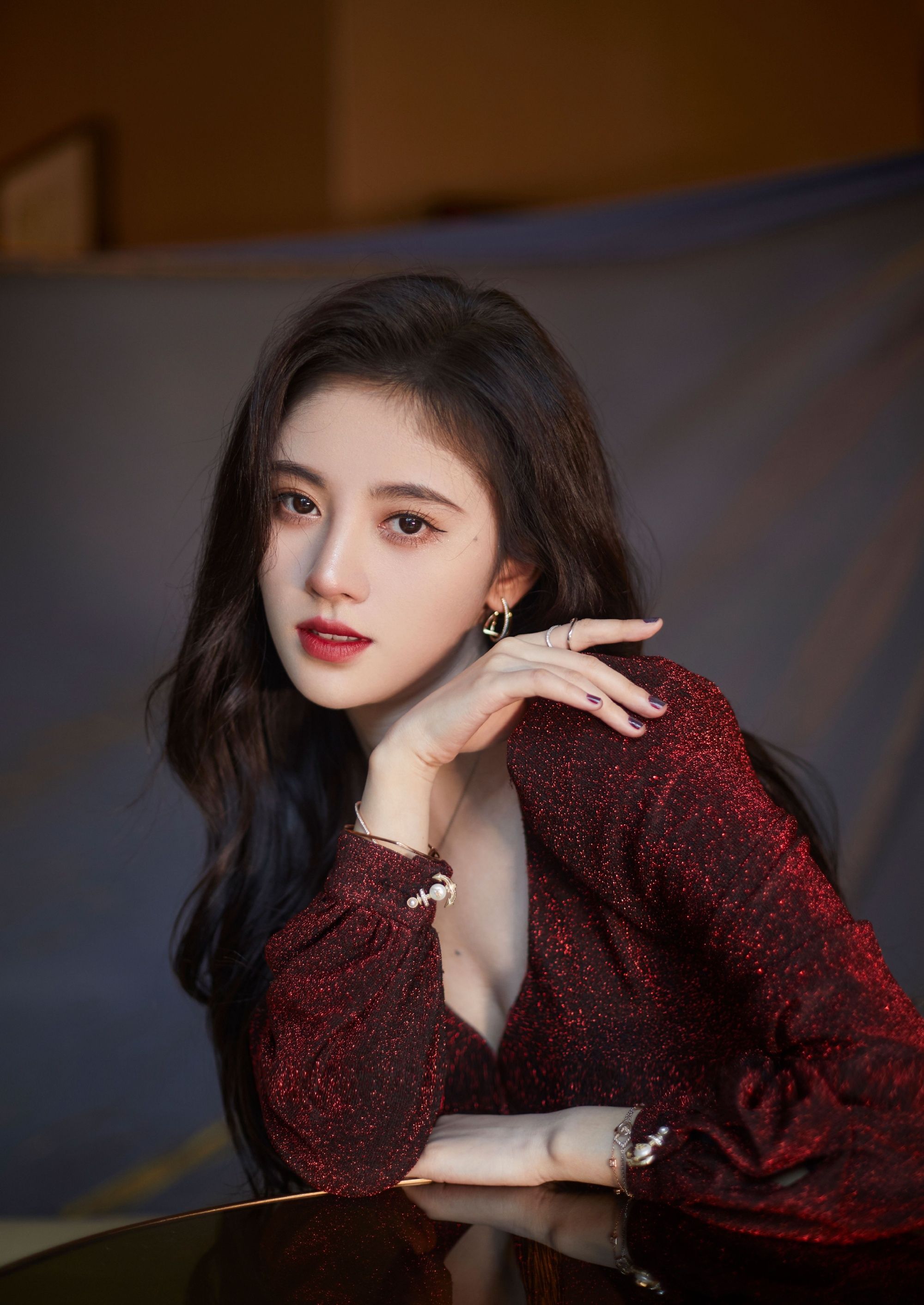 2000x2823 Jingyi Ju