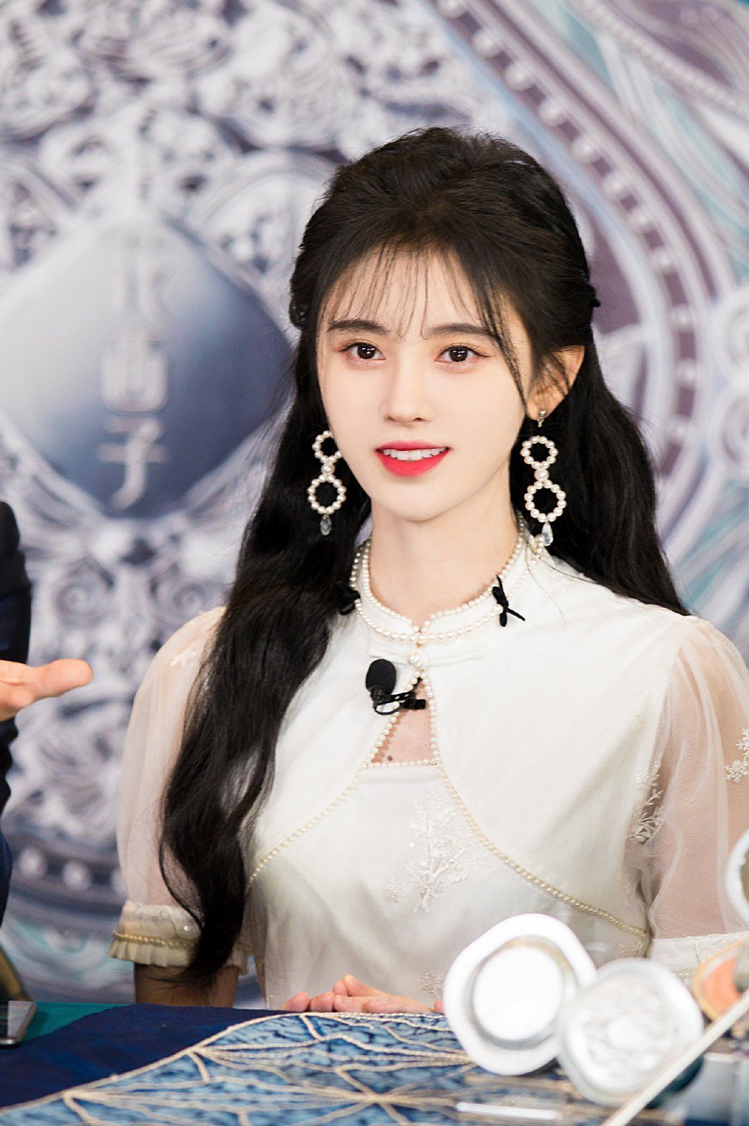 1080x1623 ju jingyi's studio weibo update