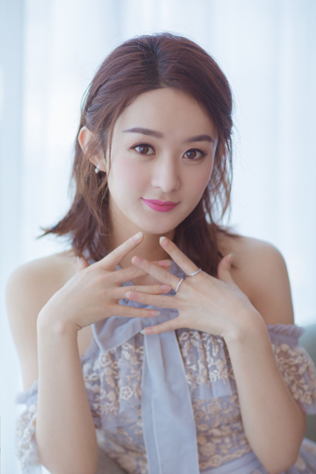 1024x1536 Pop star Zhao Liying releases fashion