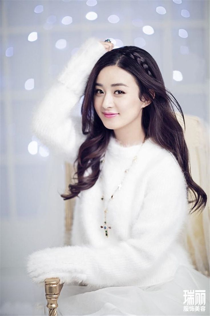 736x1104 Bianca Blacy On Clothing White Sweaters