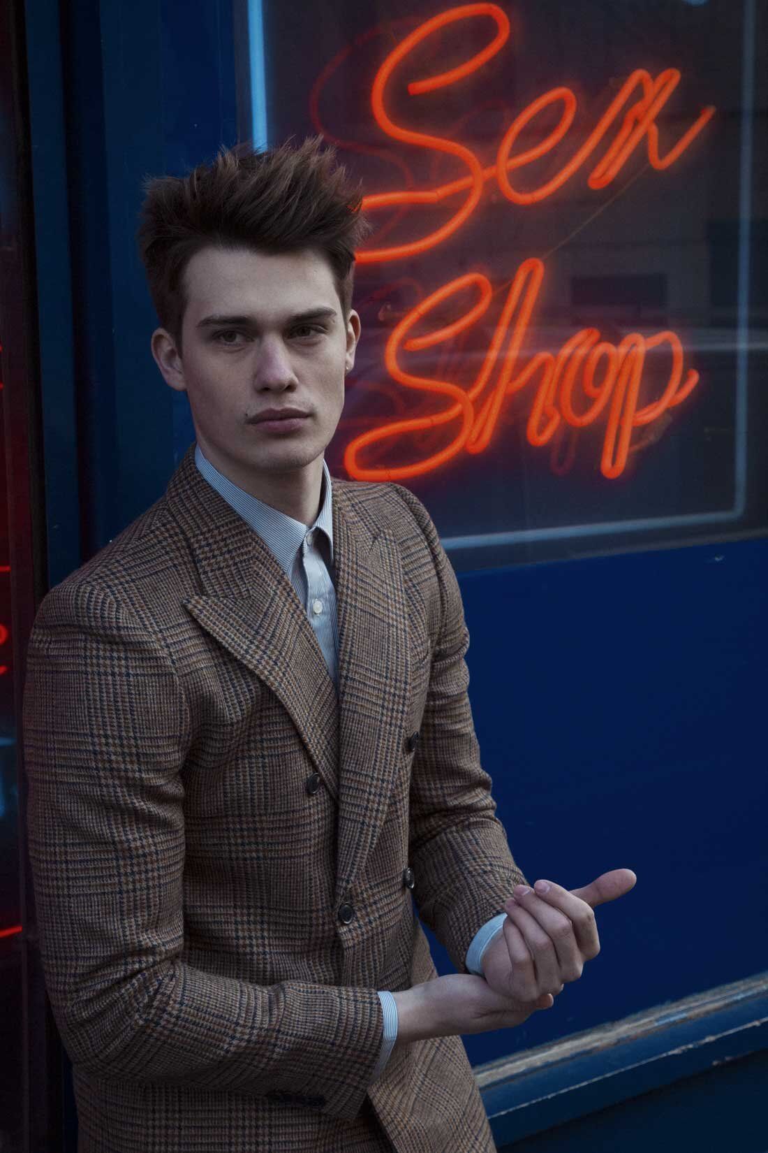 1100x1650 Nicholas Galitzine