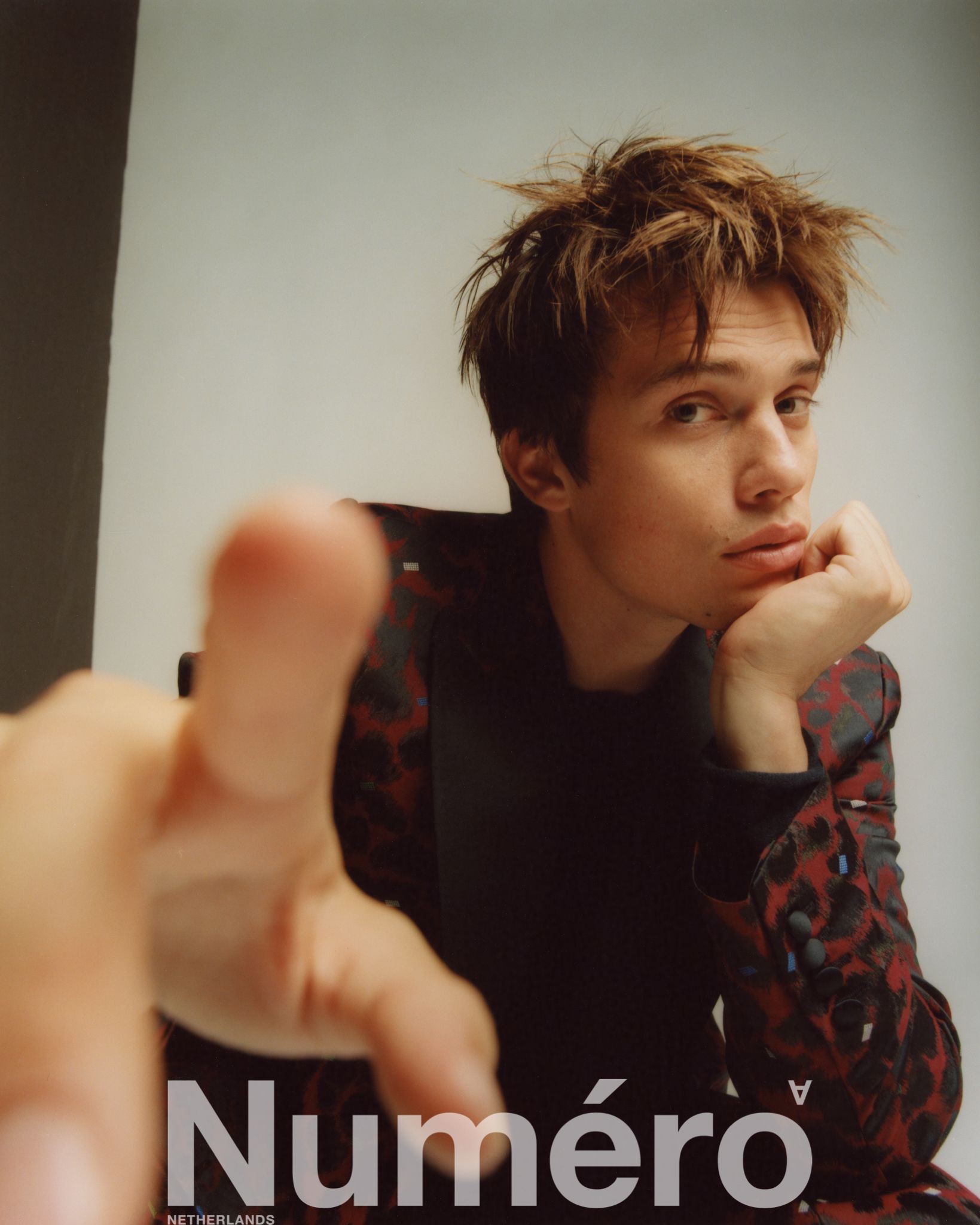 1639x2048 Chat with Nicholas Galitzine