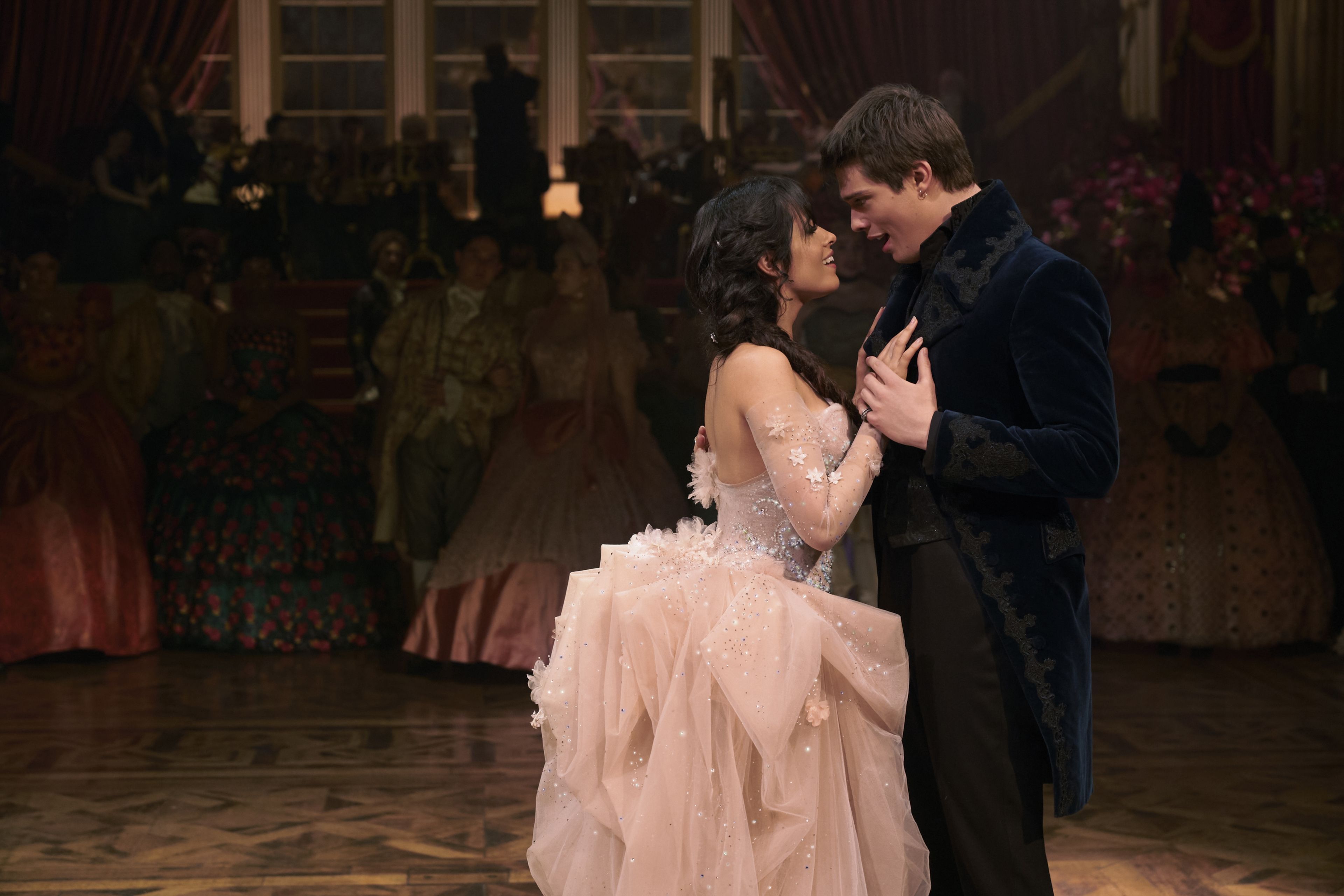 3840x2560 Movie Cinderella (2021) 4k Ultra HD