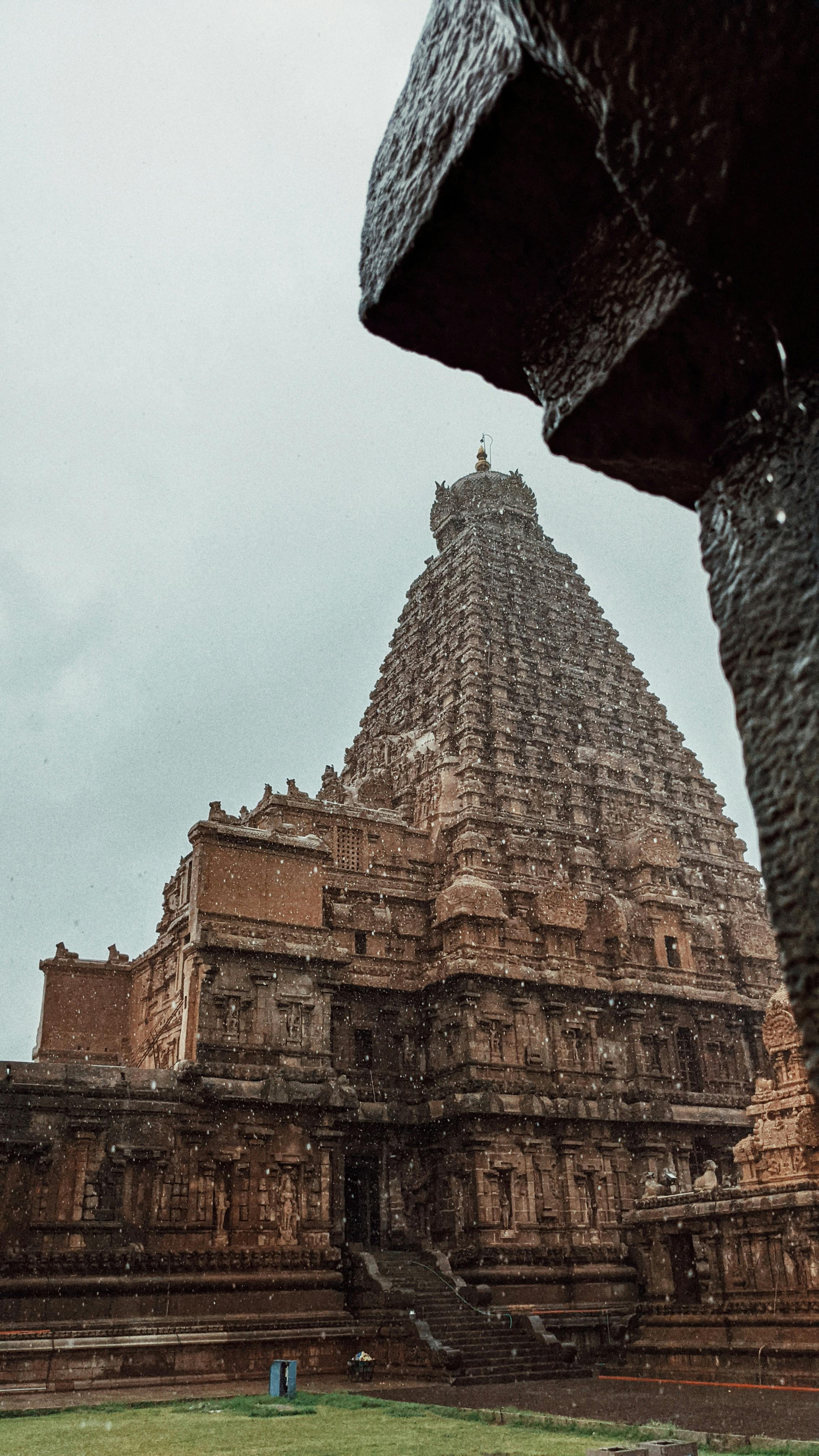 2268x4032 Brihadeeswara Temple, Thanjavur, India