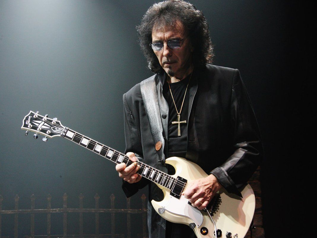 Tony Iommi Wallpapers - Top Free Tony Iommi Backgrounds - WallpaperAccess
