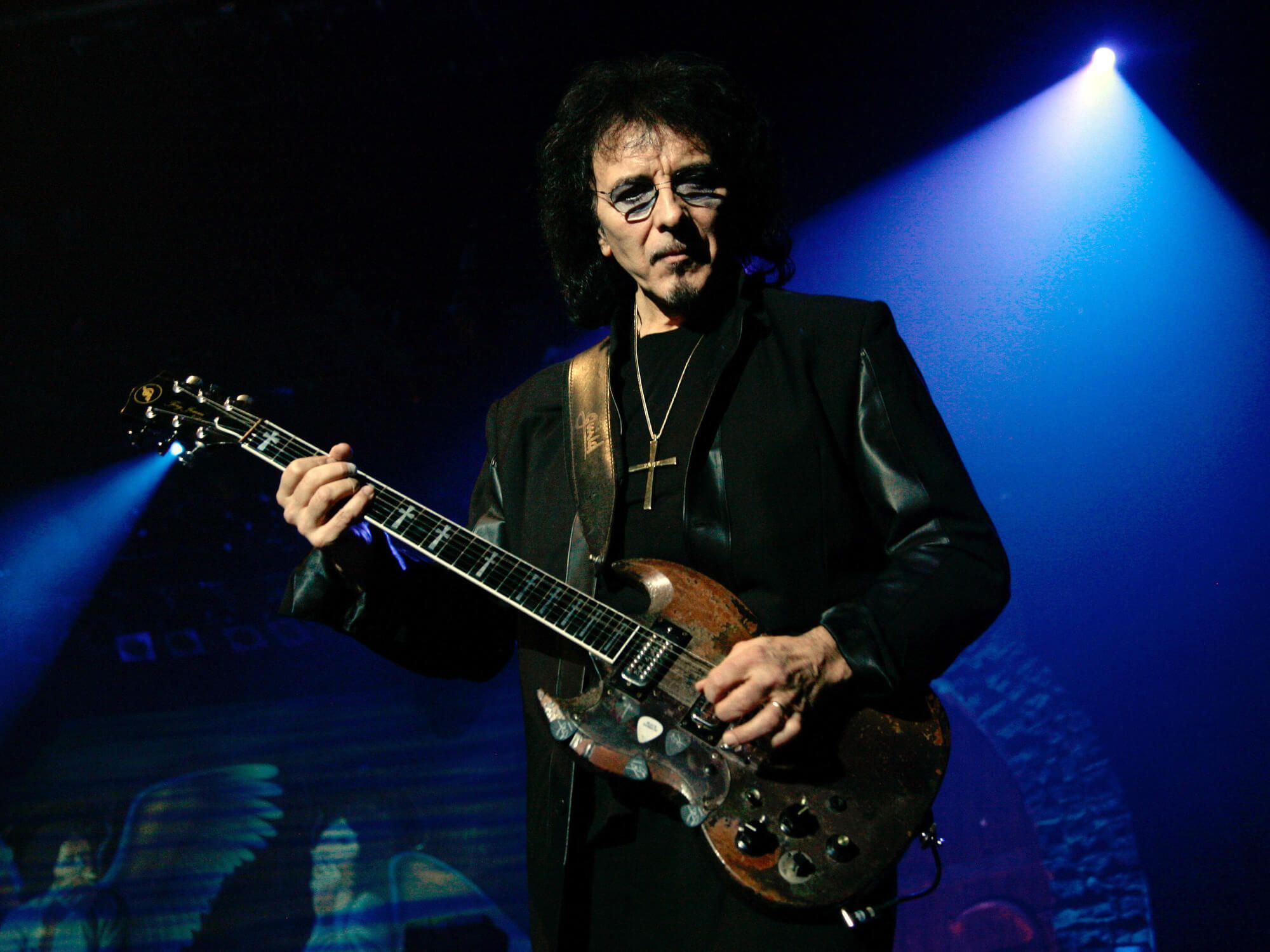 Tony Iommi Wallpapers - Top Free Tony Iommi Backgrounds - WallpaperAccess