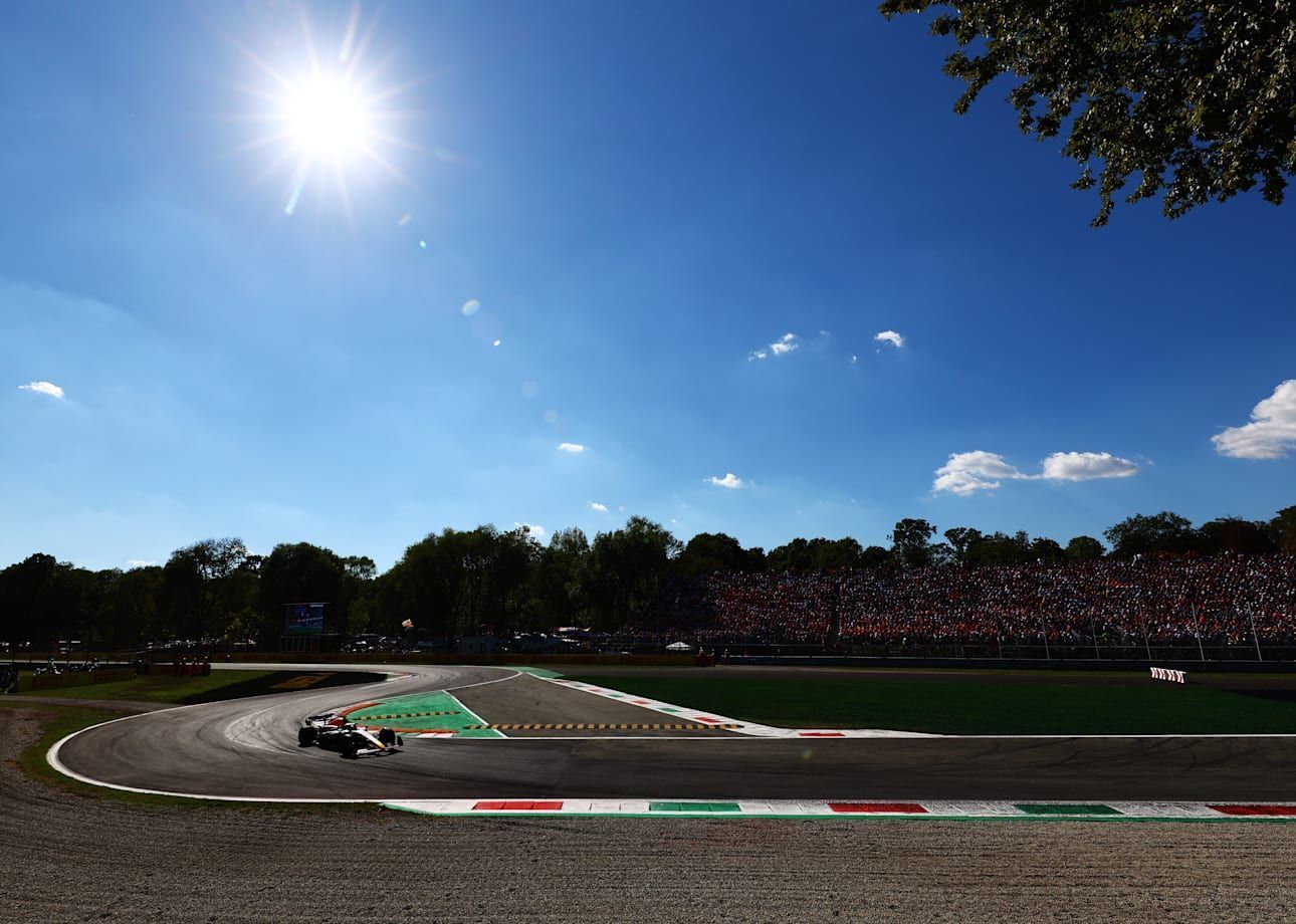 1290x920 Monza 2023 Wallpaper
