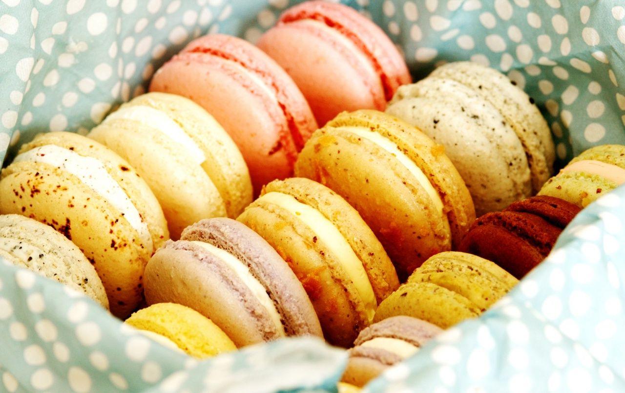 1280x804 Macarons wallpaper. Macarons