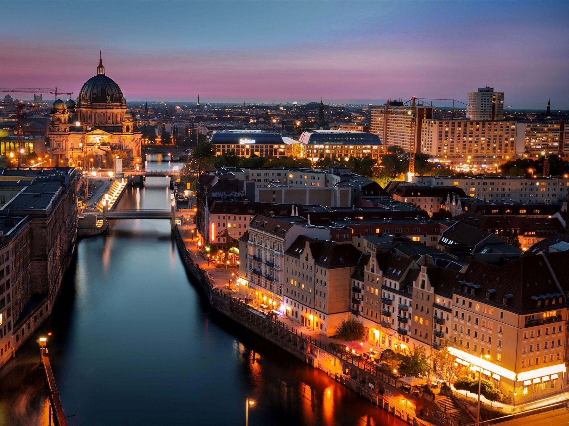1920x1440 Wallpaper Berlin, Germany, city, night, lights, buildings