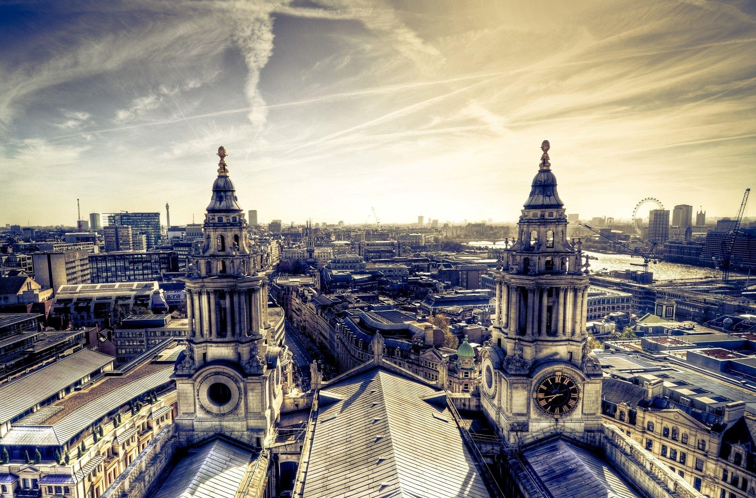 2560x1688 Berlin Wallpaper background picture
