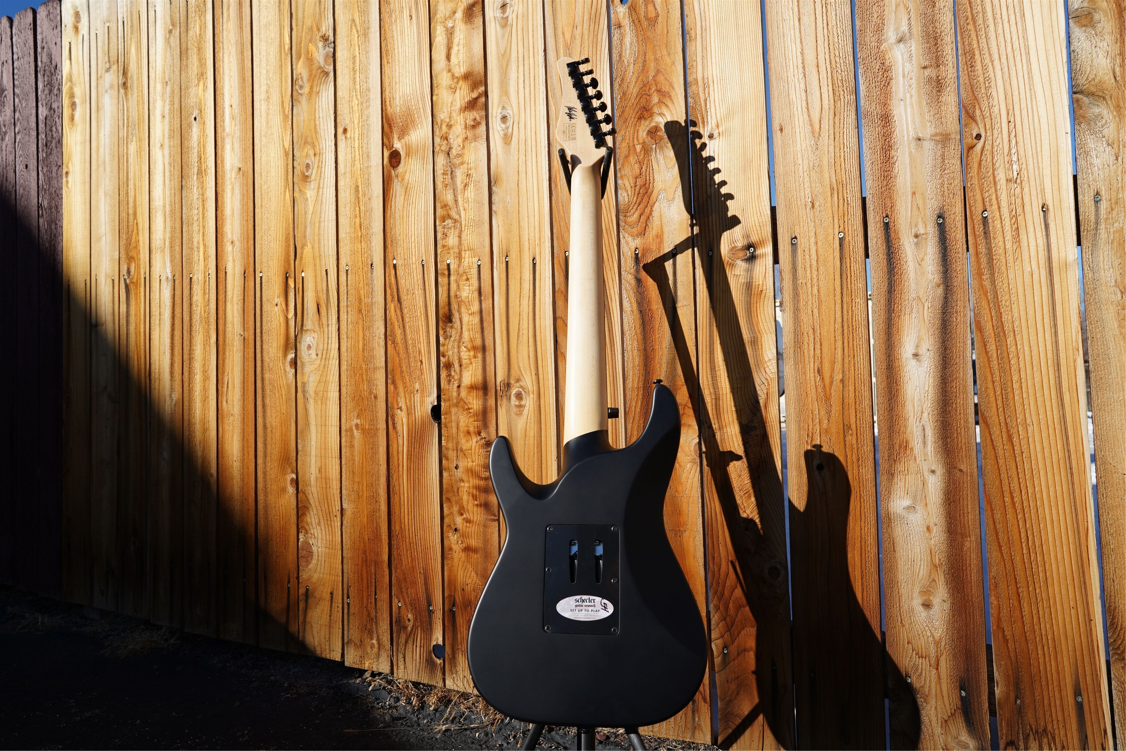 3936x2624 7 String Electric Guitar 2023