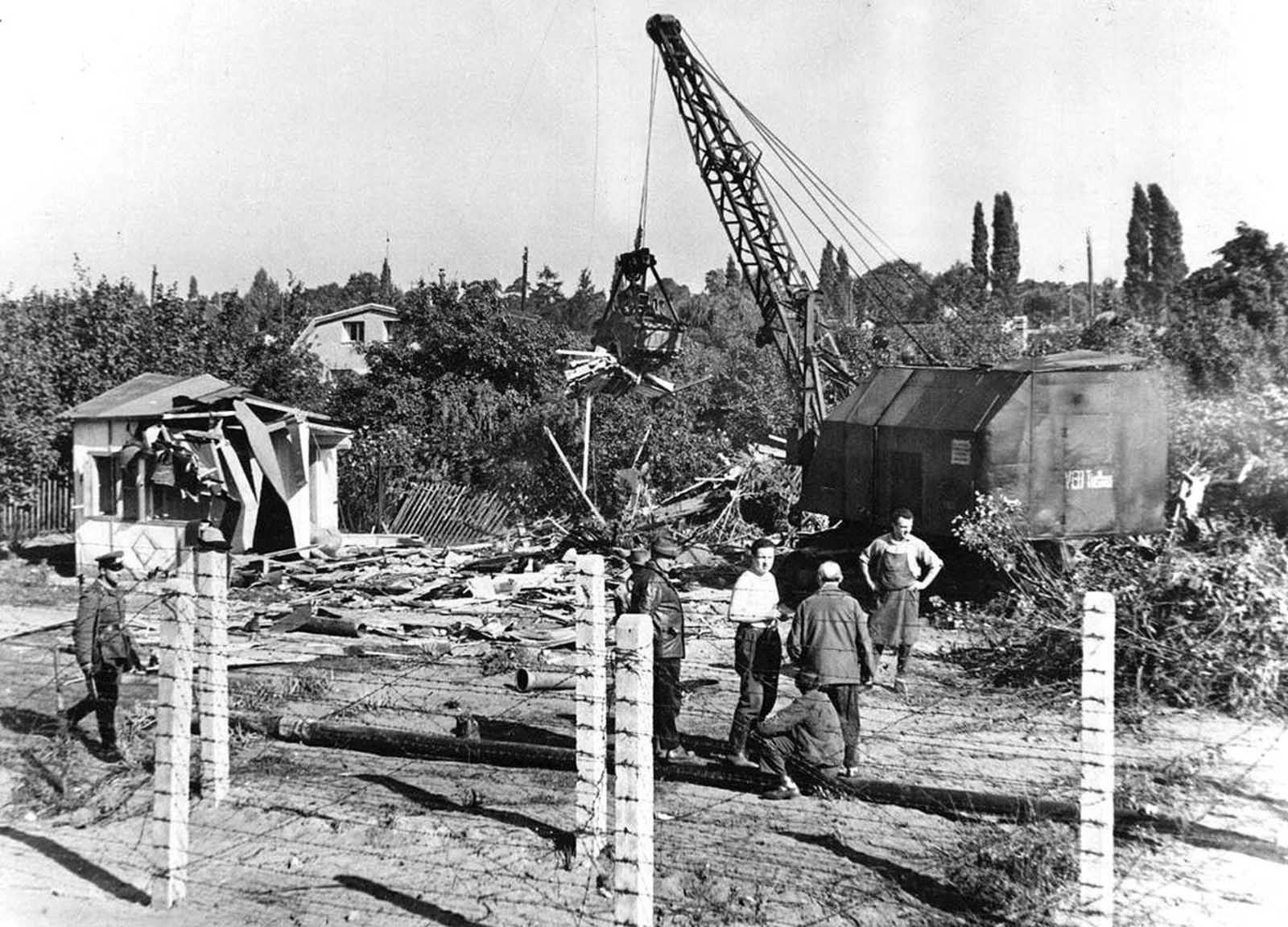 1600x1152 The Story Of Berlin Wall In Picture, 1961 1989