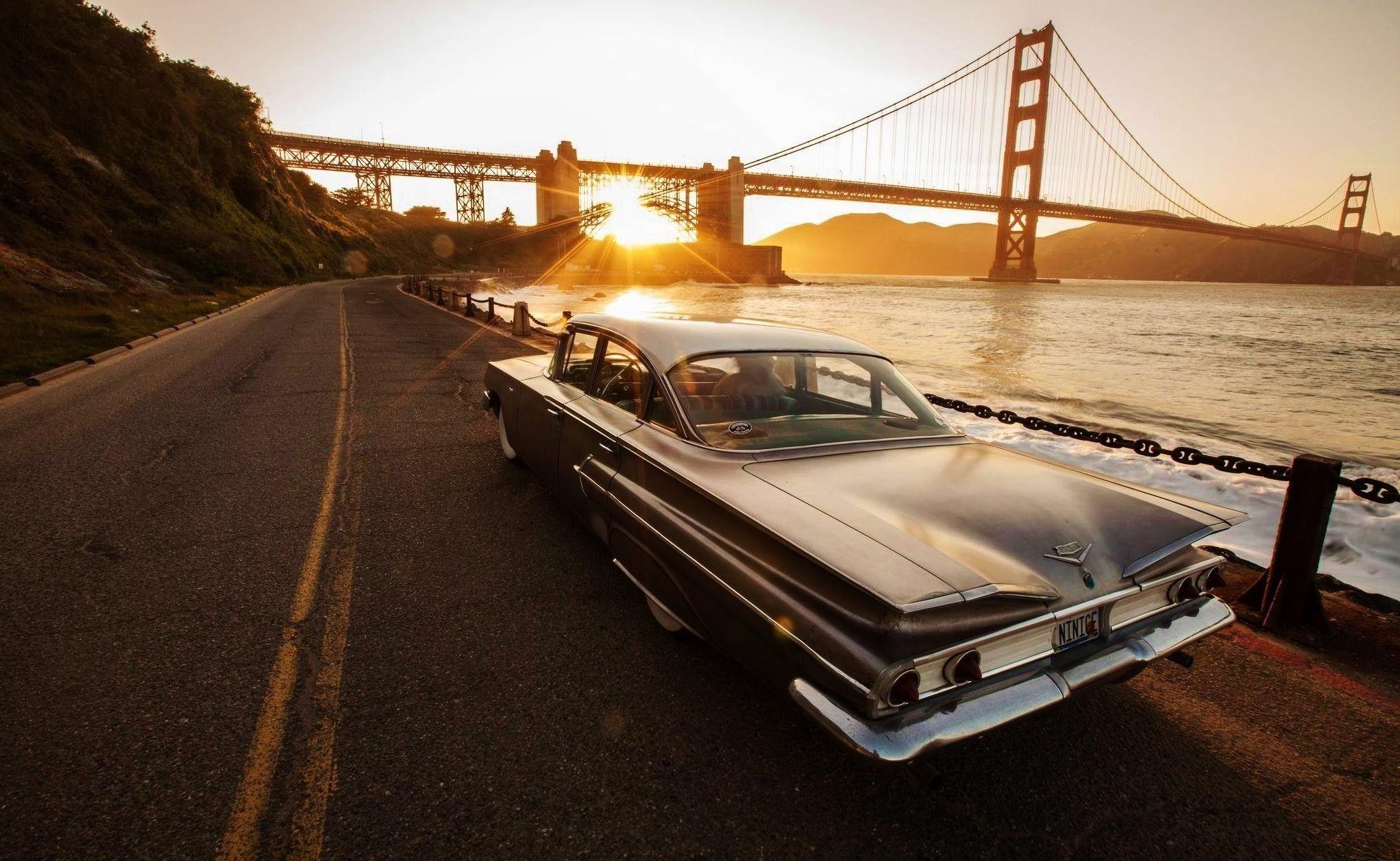 2043x1256 Cadillac Wallpaper