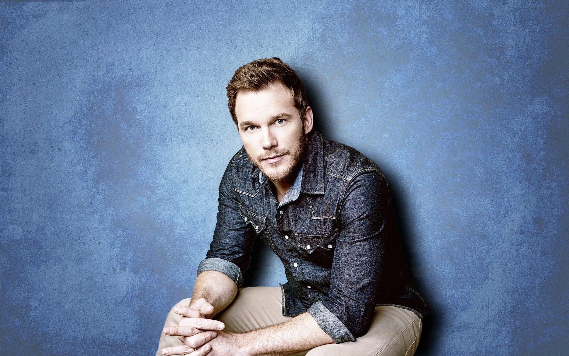 1872x1170 Chris Pratt, Chris Pratt, actor, blue background HD