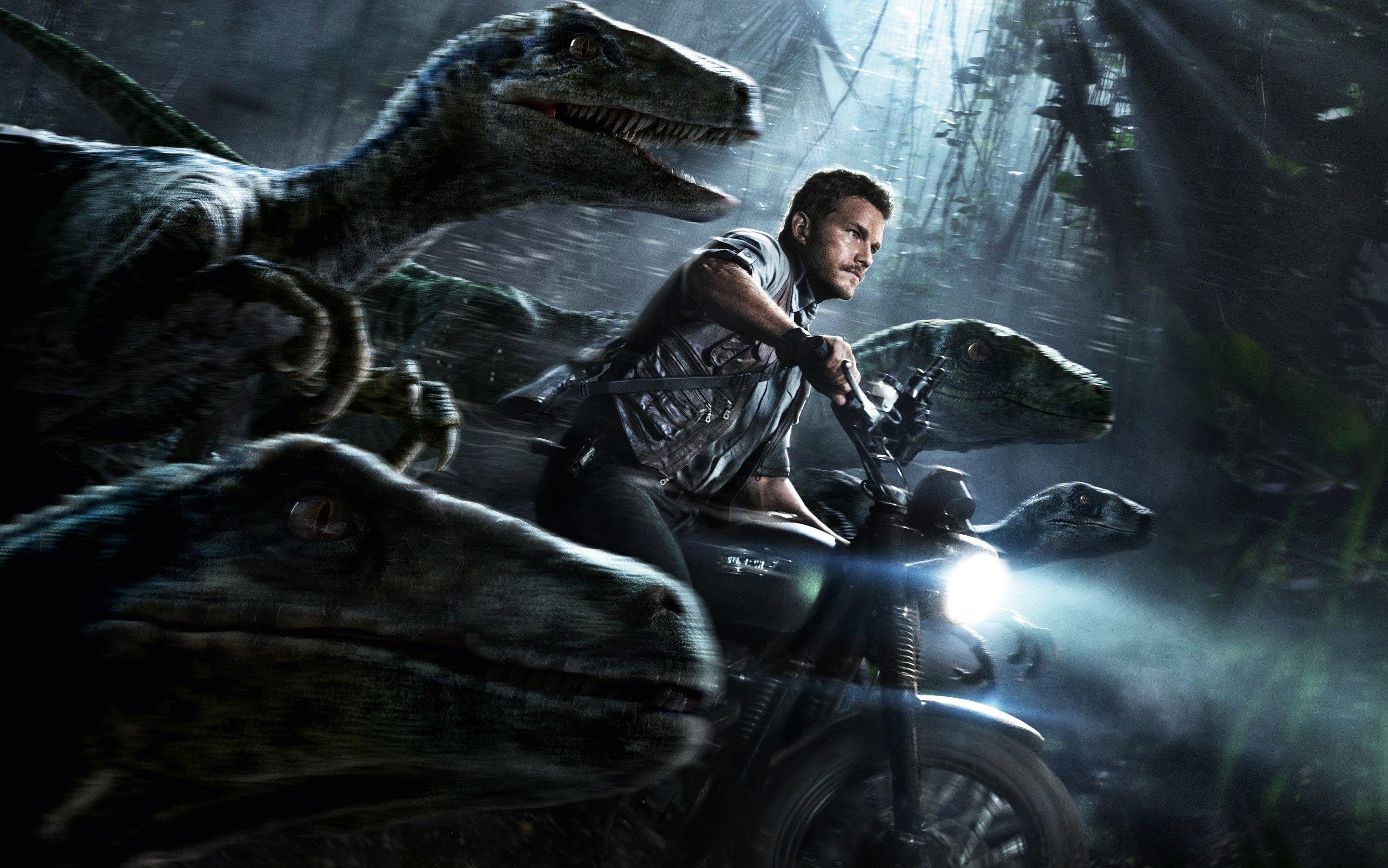 2880x1800 Chris Pratt in Jurassic World Wallpaper