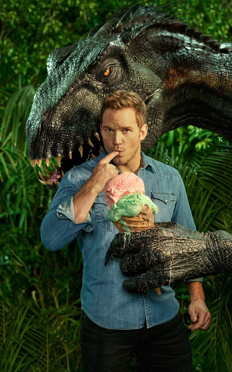 800x1280 Chris Pratt With Indoraptor In Jurassic World