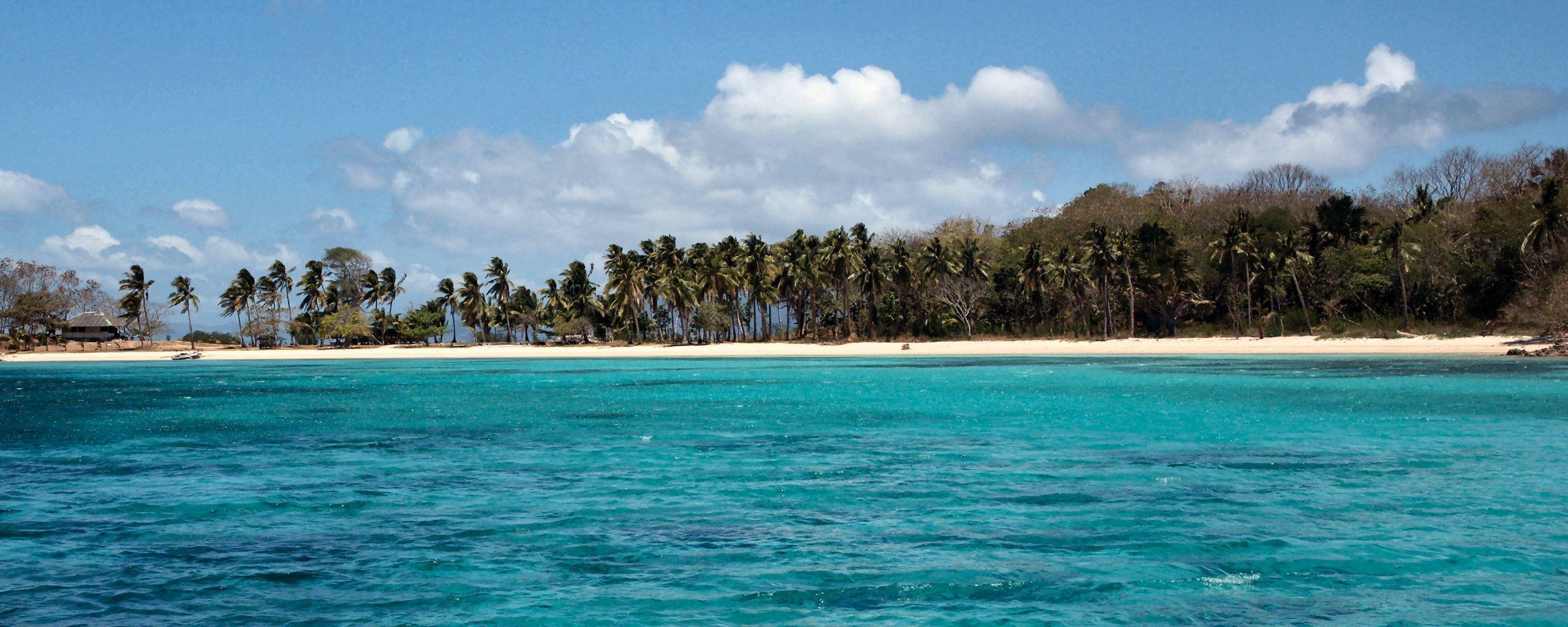 2560x1024 Beach Screen Background