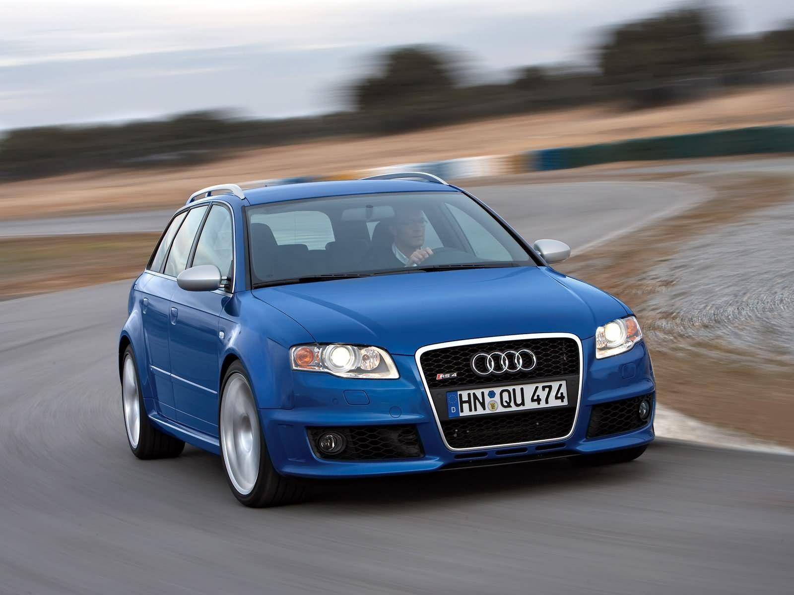 1600x1200 RS4 B7 Wallpaper
