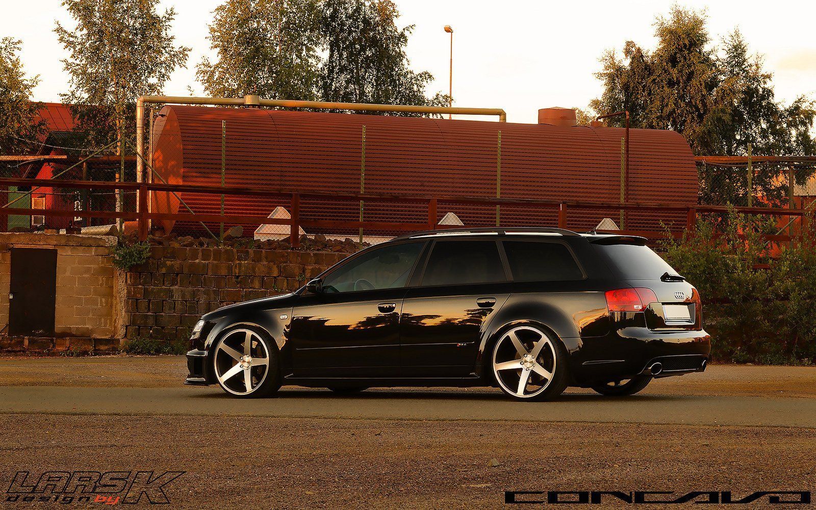 1600x1000 RS4 B7 Wallpaper