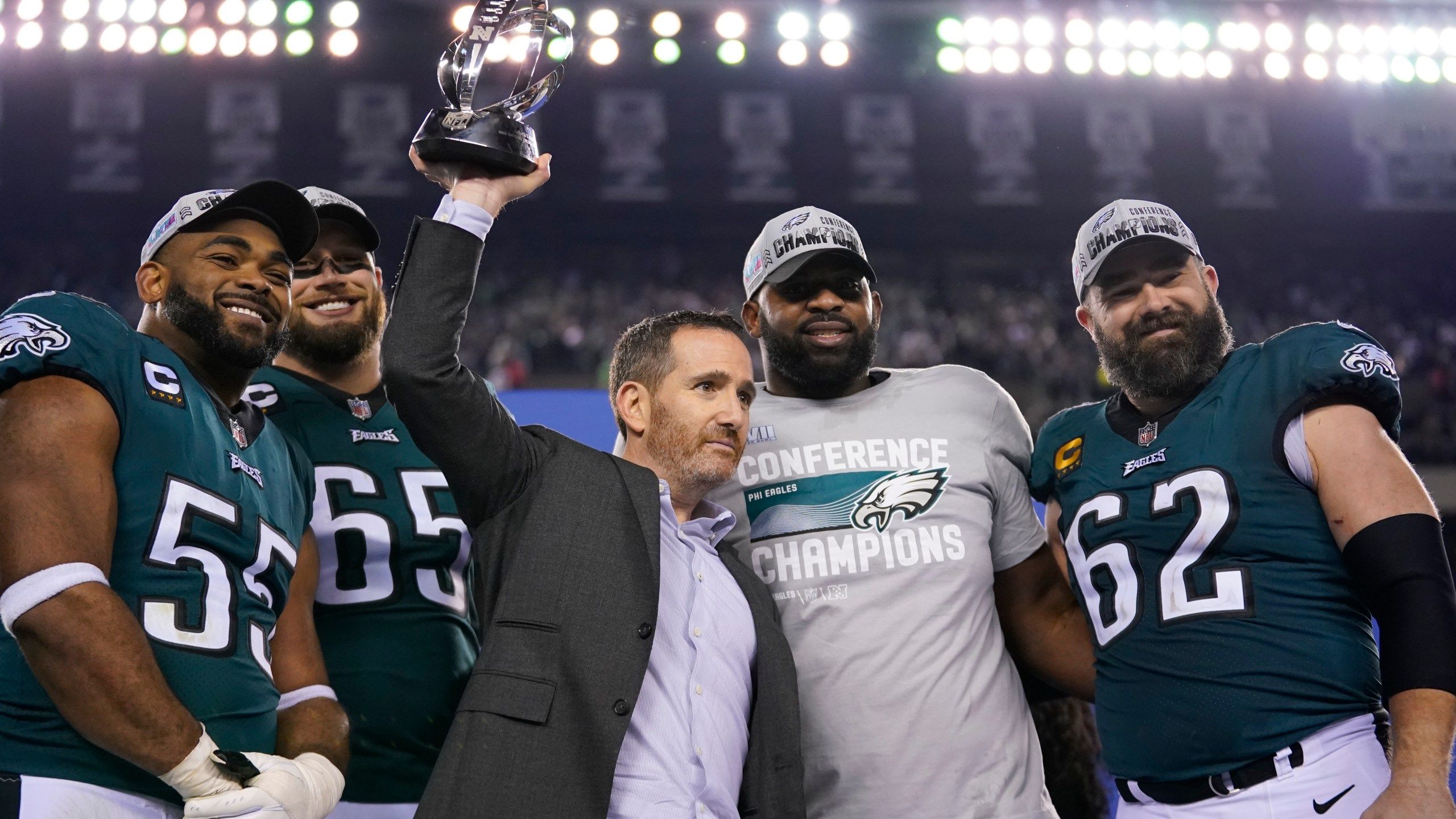 2560x1440 From Reid to Super Bowls, Eagles 4