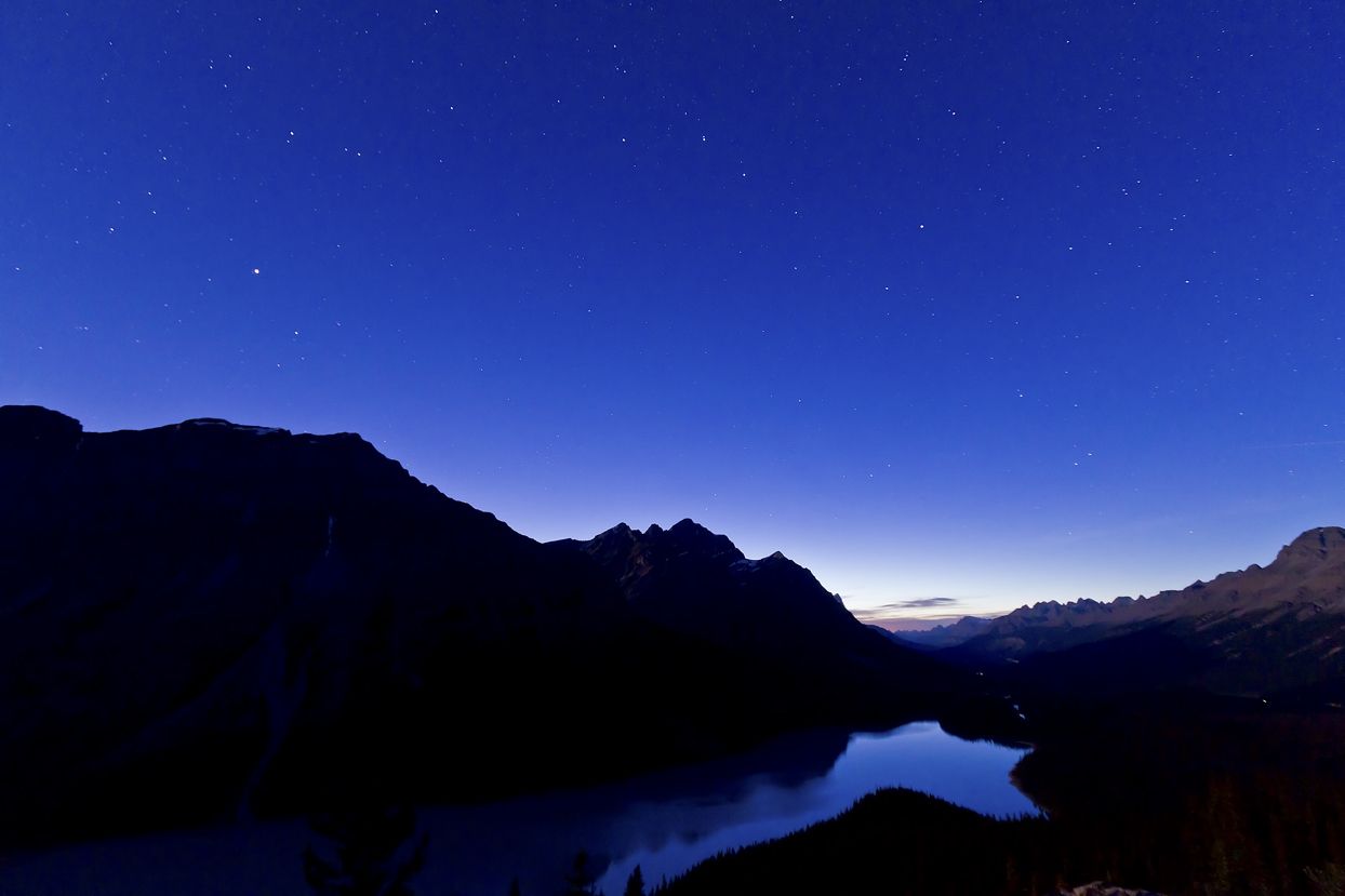 1244x829 Big Dipper over Peyto Lake