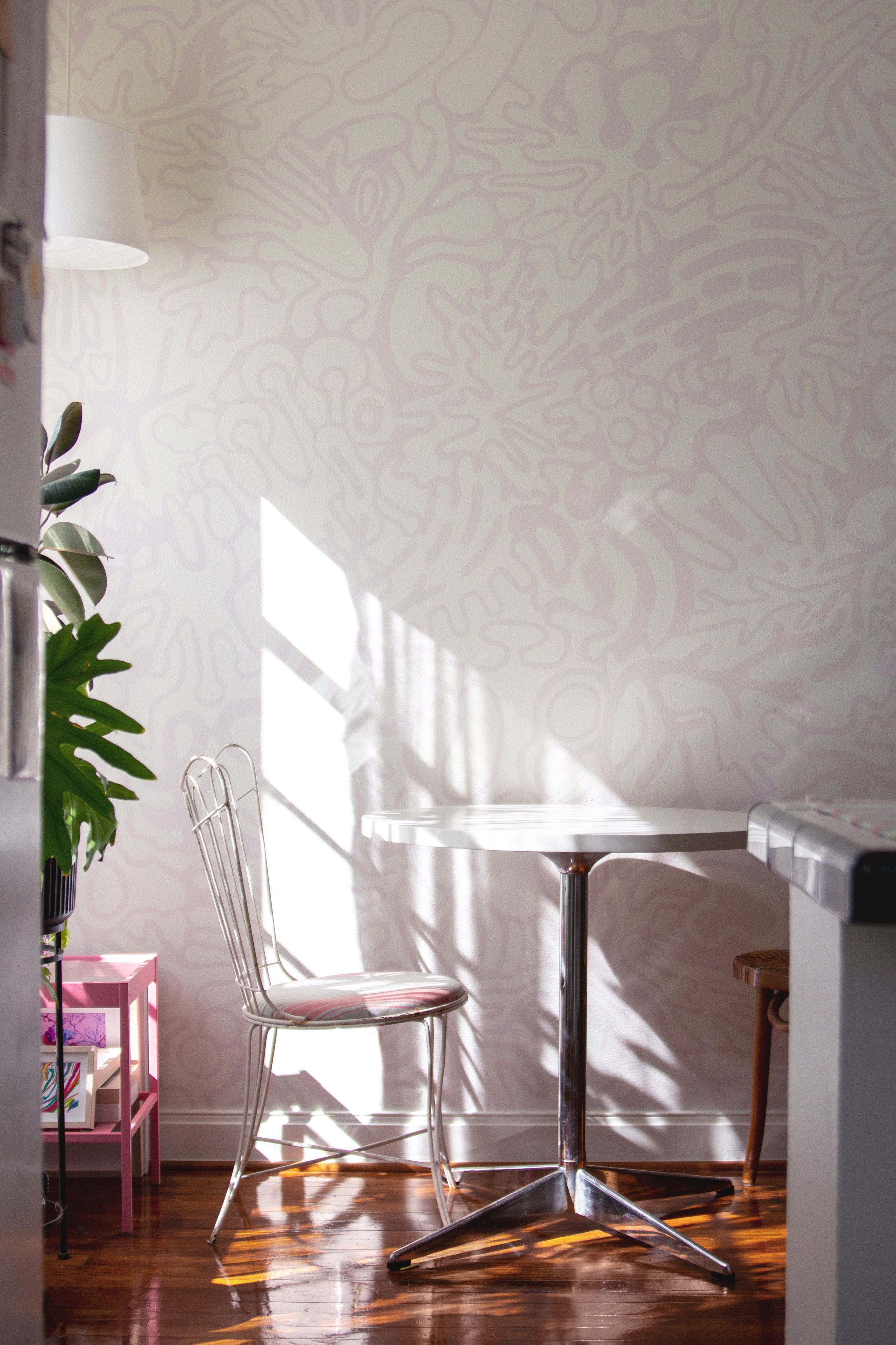 2500x3751 Low Contrast Mural