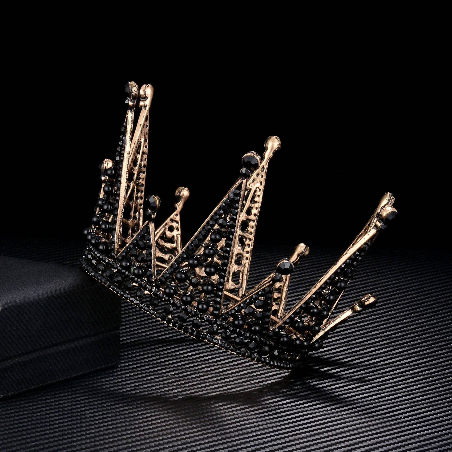 1920x1920 Gothic Gold Black Crown Wallpaper