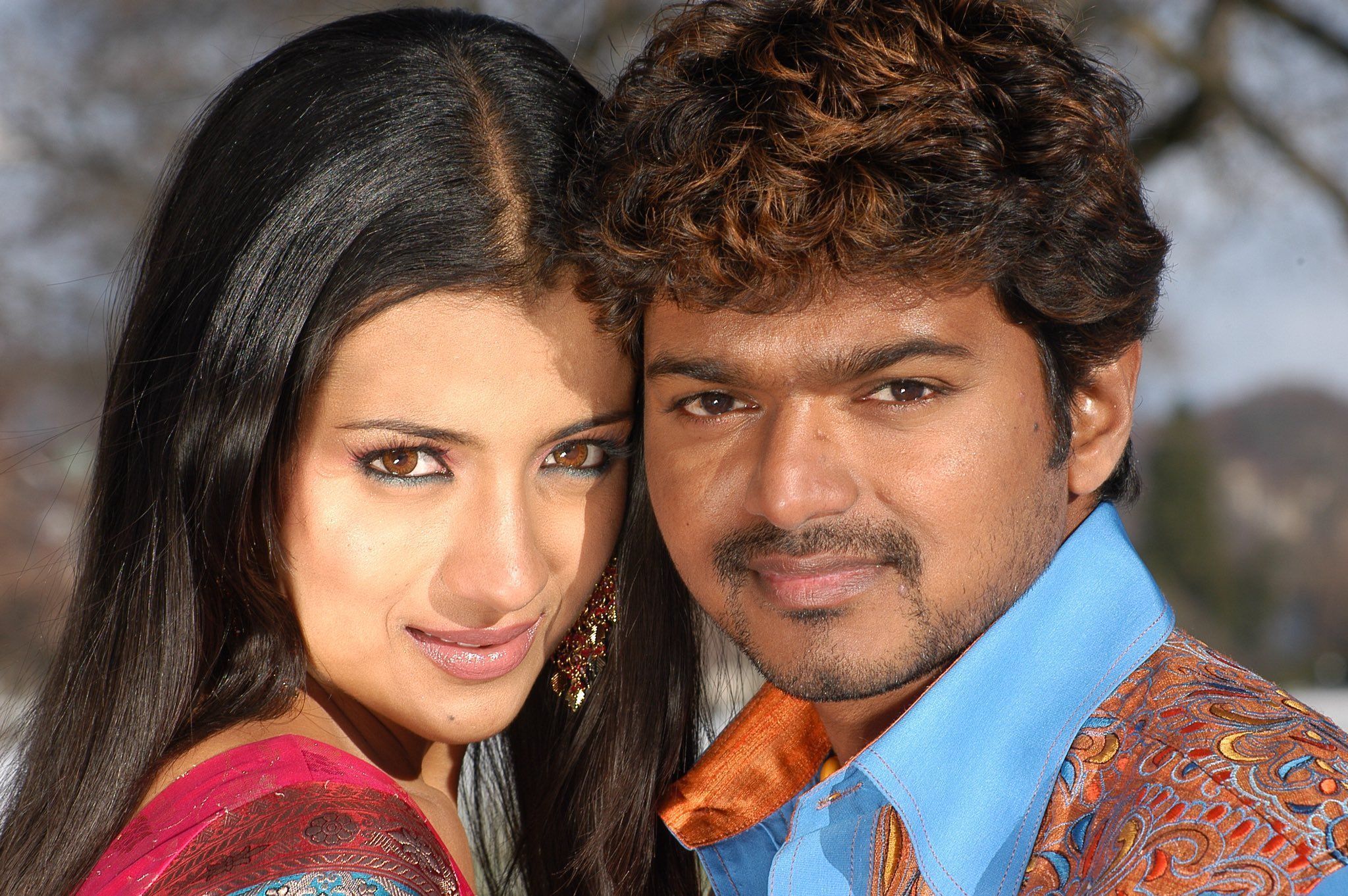 2048x1362 Thalapathy #Vijay & #Trisha in #Aathi