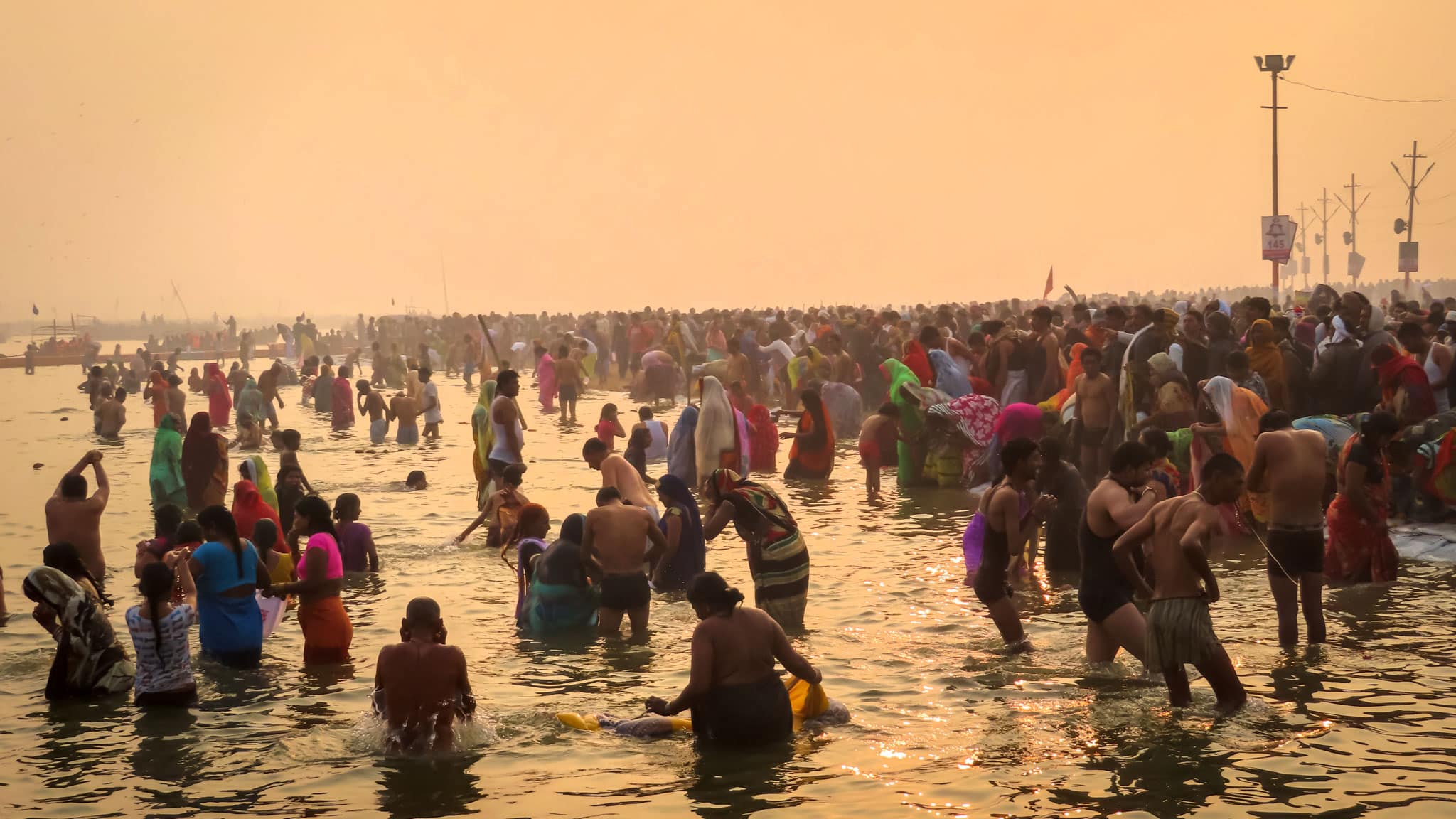 2048x1152 Kumbh Mela Photo & Facts: India's