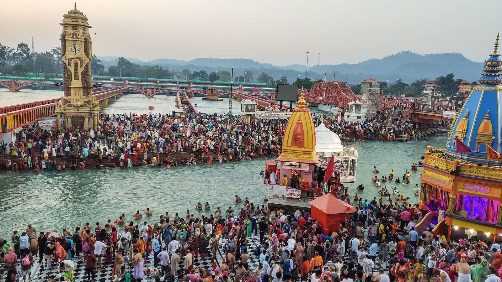 1600x900 9.1 million thronged Mahakumbh despite