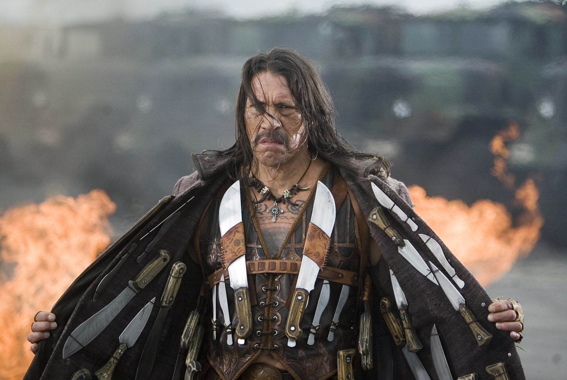 1920x1285 Movie Machete HD Wallpaper