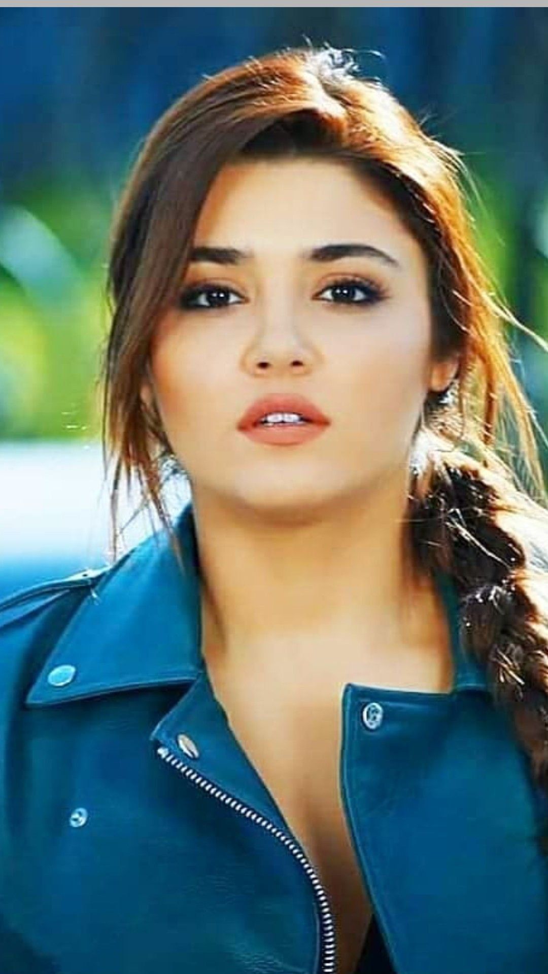 1080x1920 Turkish actress Wallpaper Download