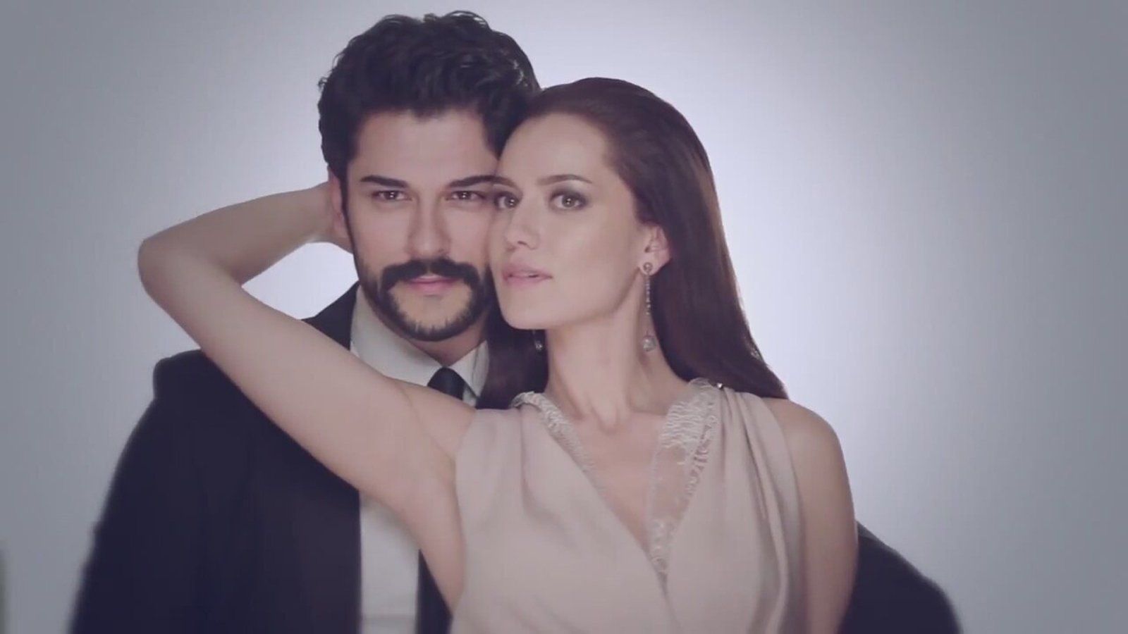 1600x900 burakozcivit and fahriyeevcen Turkish