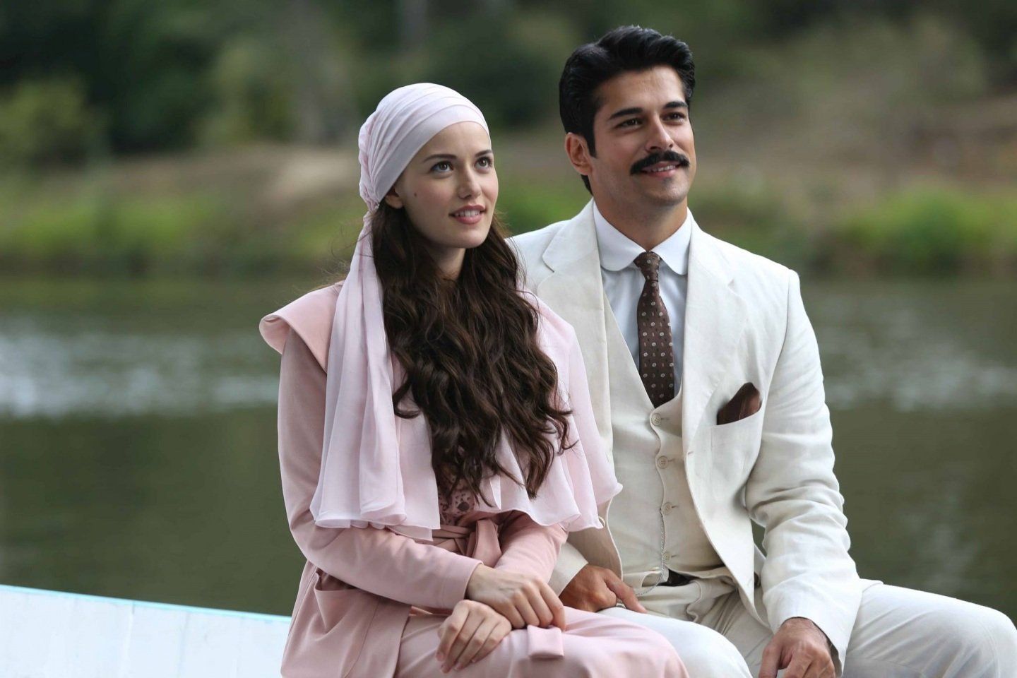 1440x960 Burakozcivit and fahriyeevcen Turkish