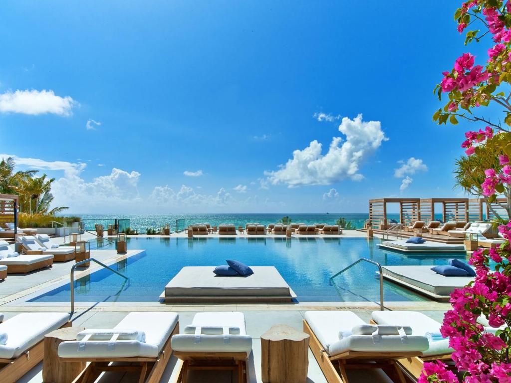 1024x768 Hotel South Beach, Miami Beach