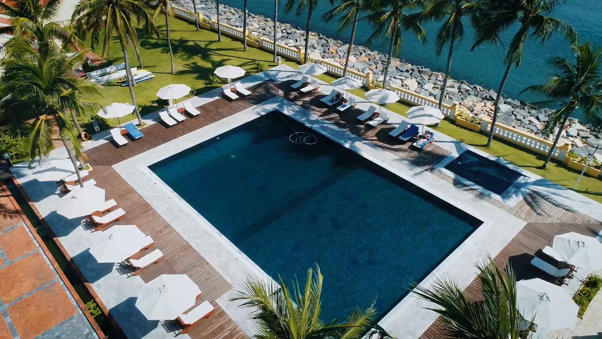 1920x1080 Victoria Hotels & Resorts. Explore