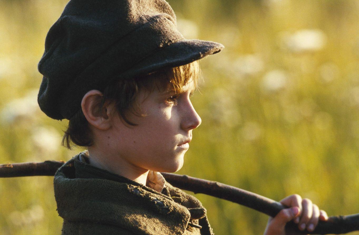 1362x892 Oliver Twist Wallpaper