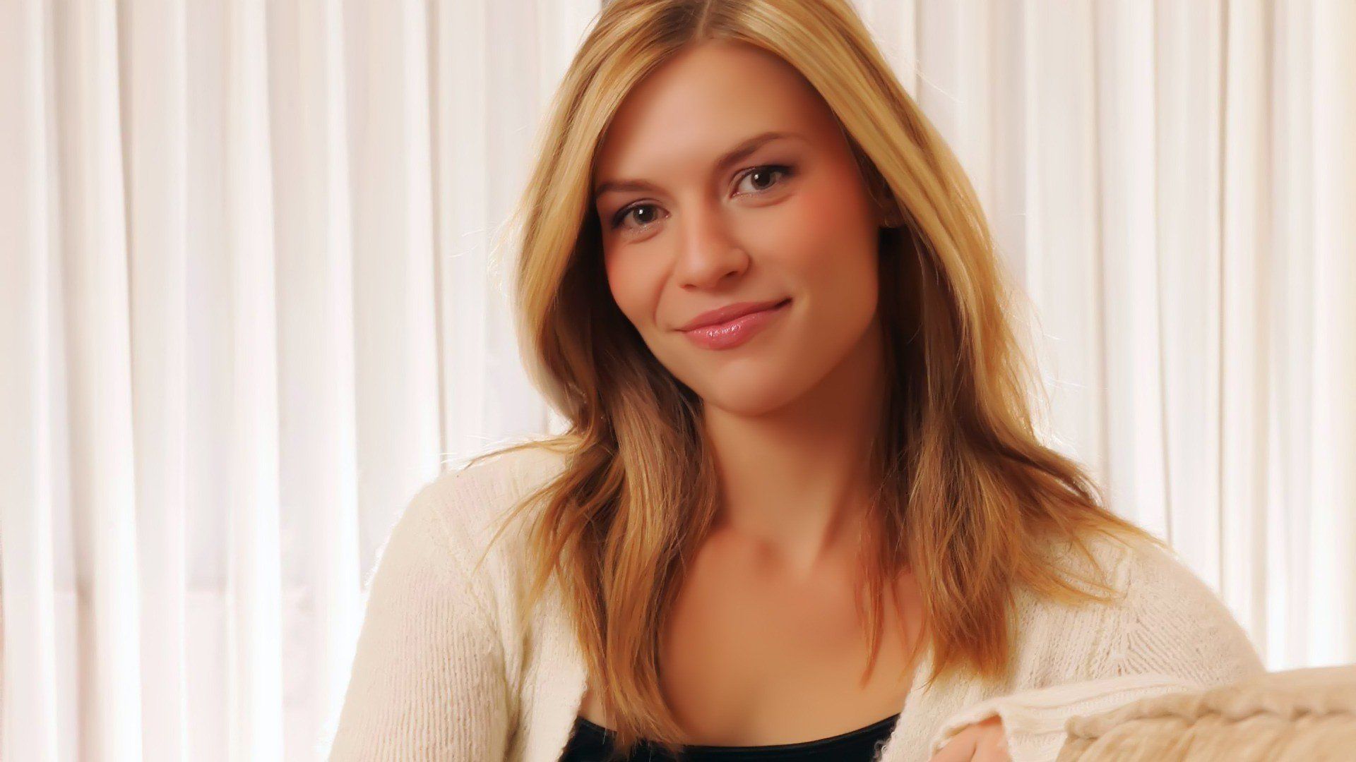 1920x1080 Claire Danes Cute Desktop Wallpaper