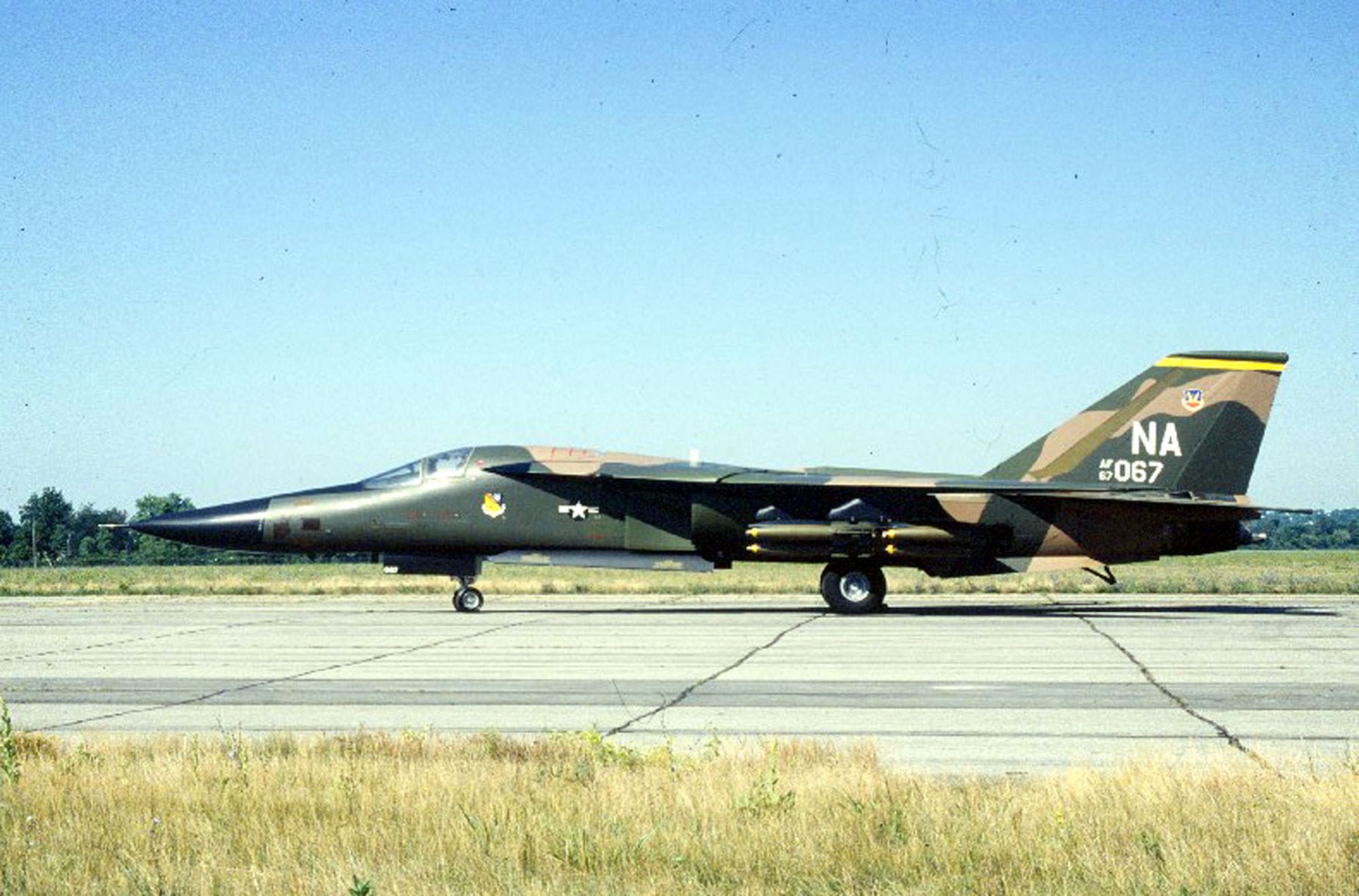 2000x1319 General Dynamics F 111A Aardvark