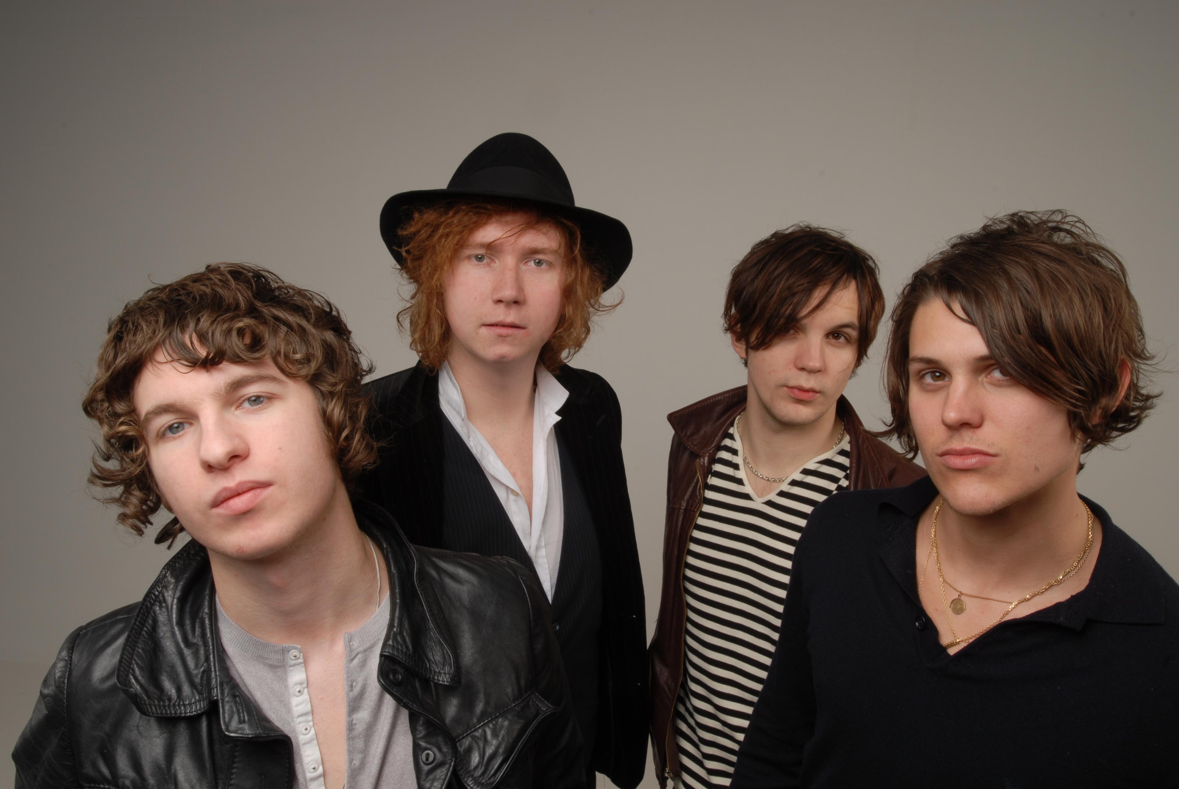 3872x2592 What are The Kooks hit songs, who is