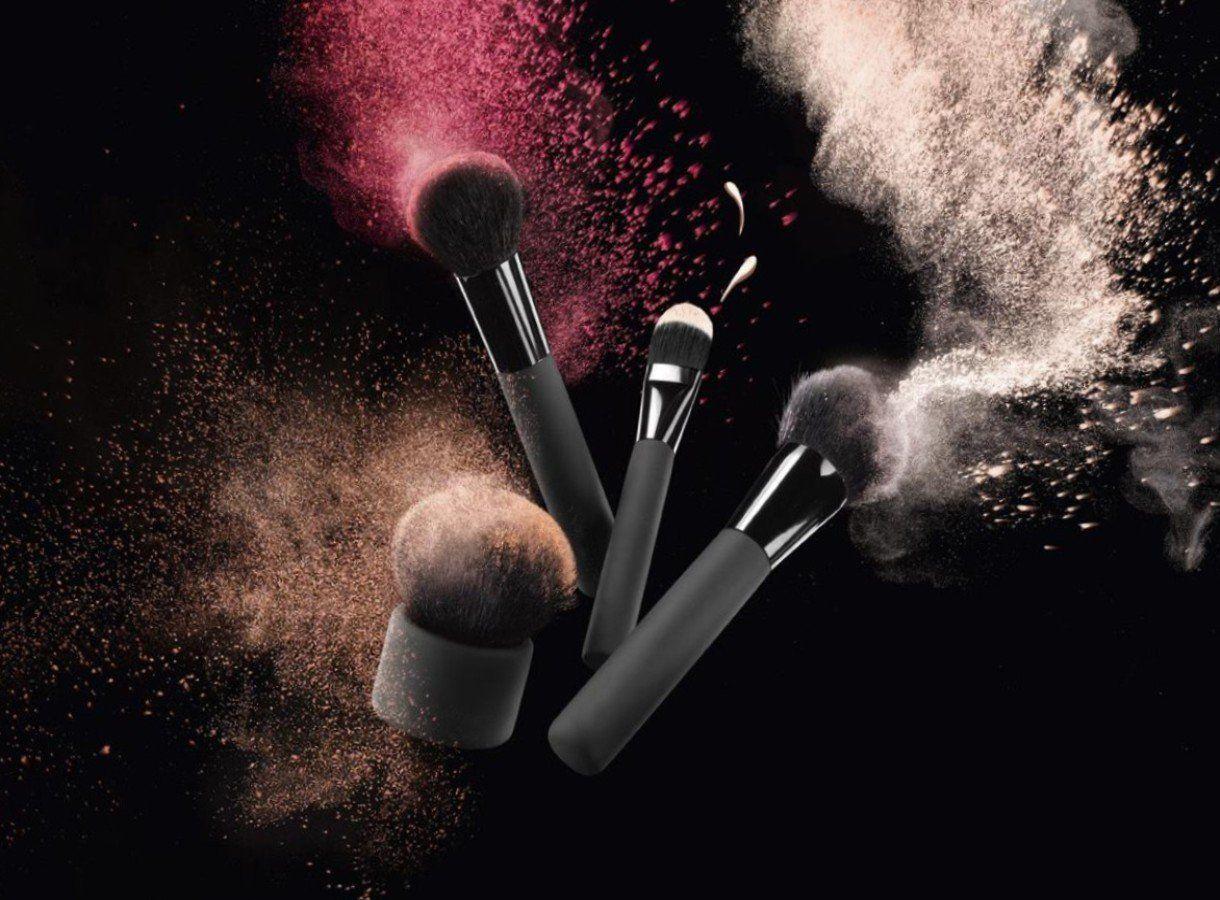 Makeup Brushes Wallpapers Top Free Makeup Brushes Backgrounds Wallpaperaccess 