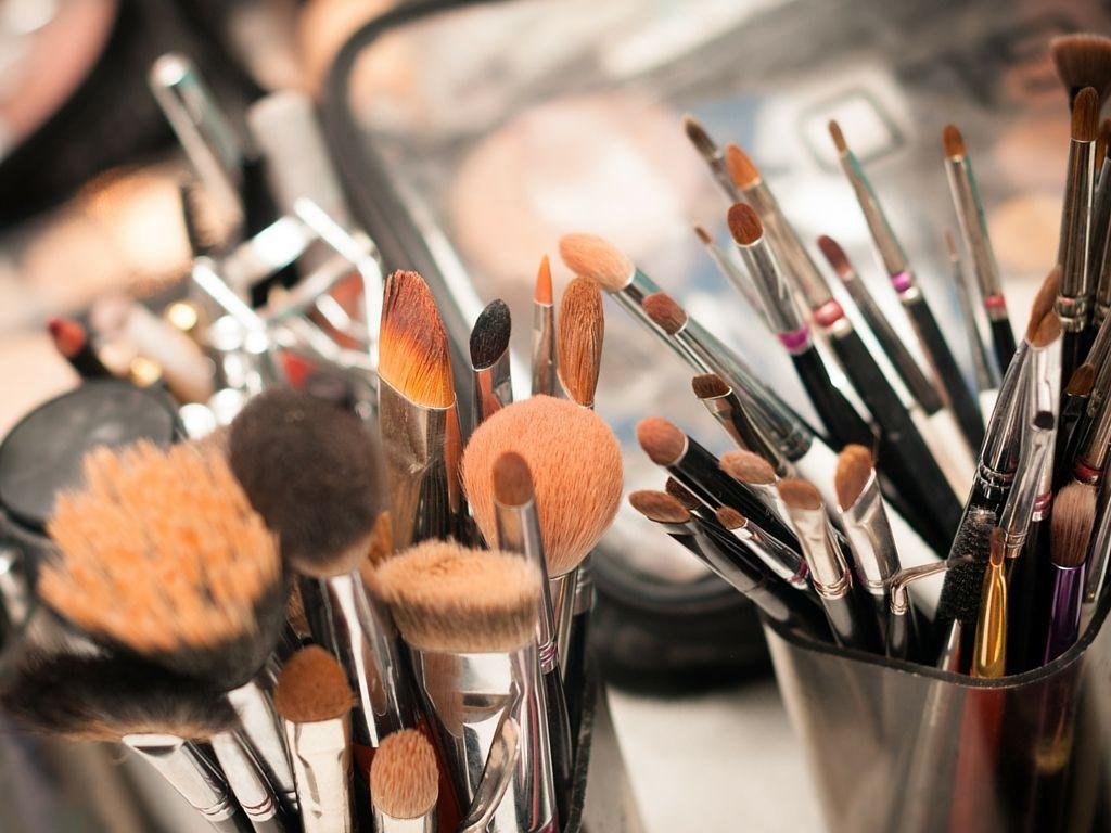 Mac Makeup Wallpapers - Top Free Mac Makeup Backgrounds - WallpaperAccess