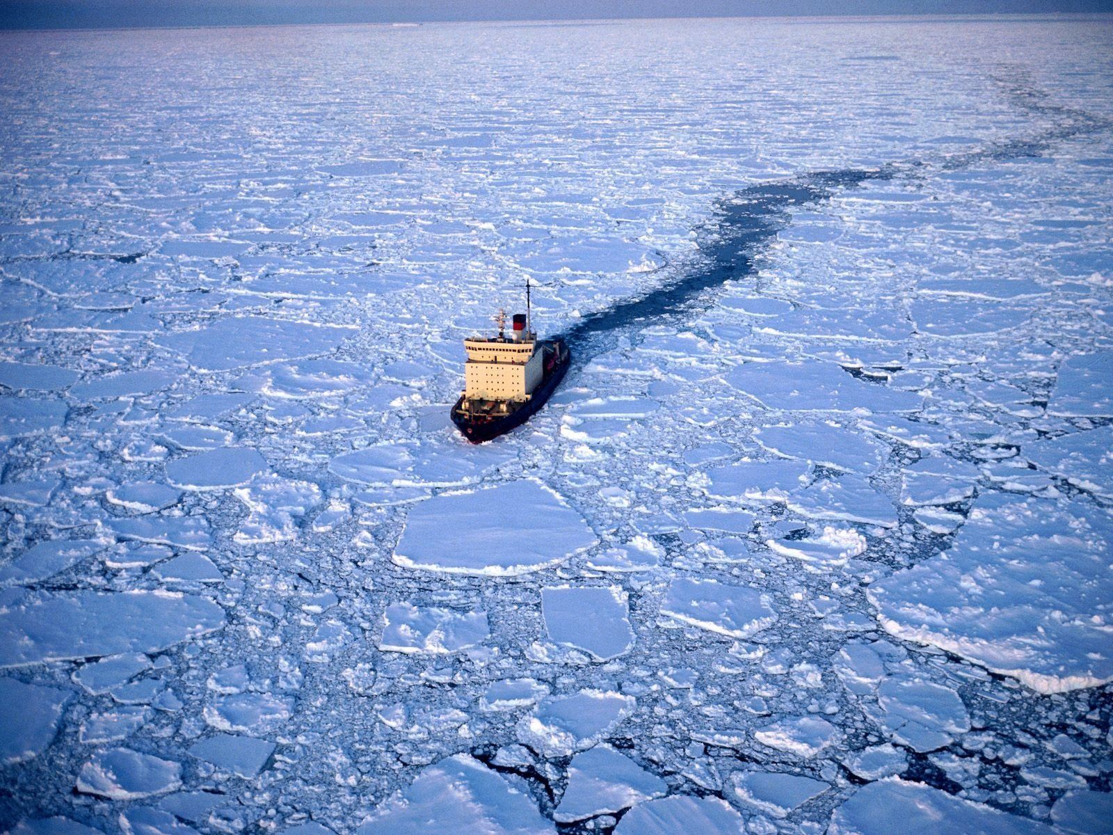 1600x1200 Vehicles Icebreaker Wallpaper