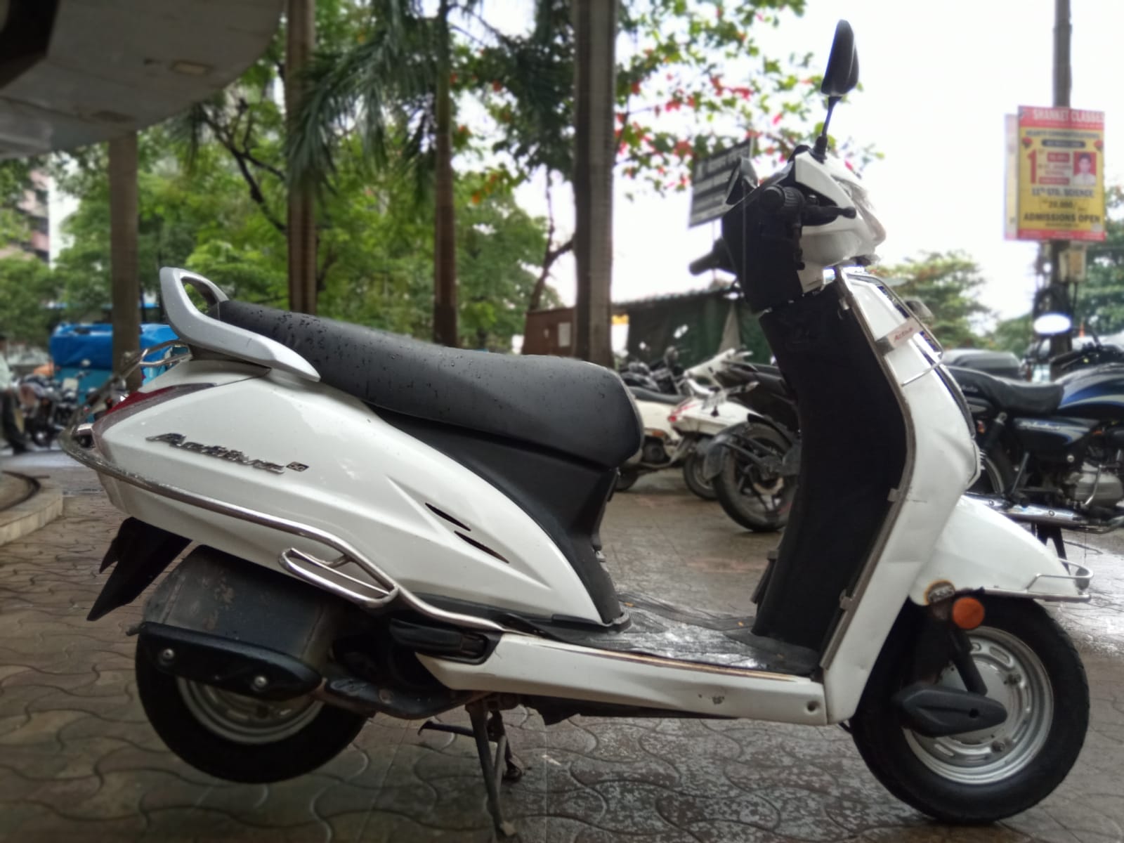 1600x1200 Honda Activa 5G 2018