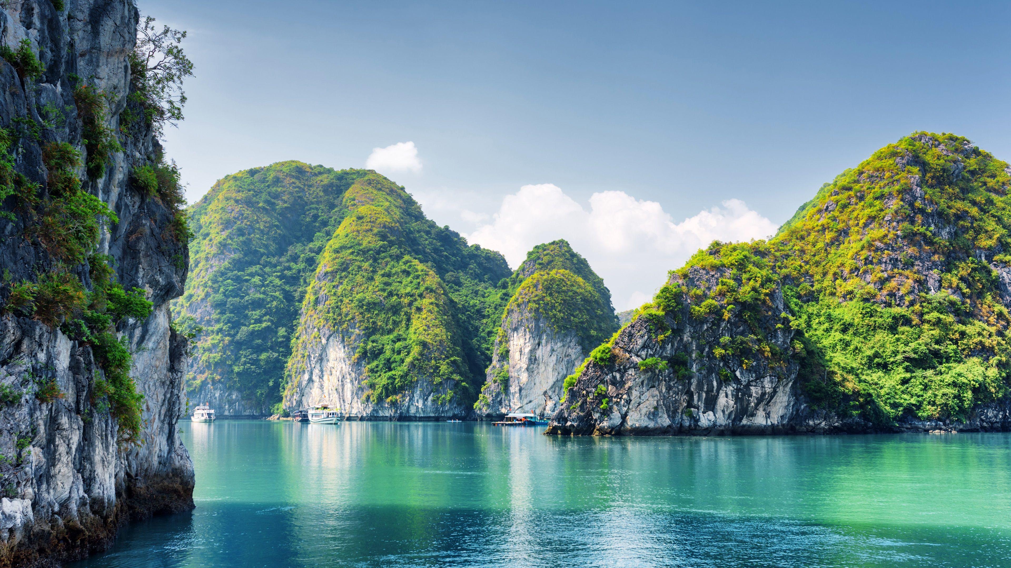 Hình nền Việt Nam 4K đem đến cho bạn một sự tinh tế và đầy cảm hứng. Với những cảnh quan đẹp tuyệt vời, hình nền sẽ là một nơi nghỉ ngơi và thư giãn cho bạn sau một ngày dài.