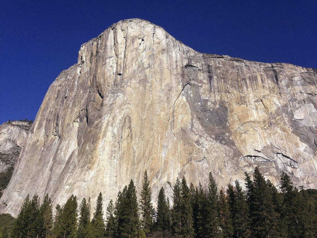 1024x768 Climbing stars cope with falls on way