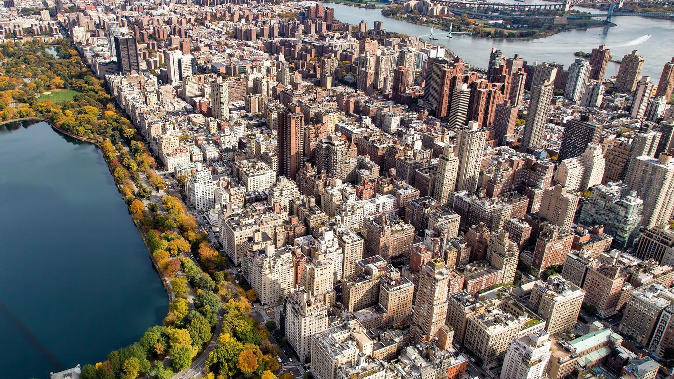 1366x768 New York Hotels, in Upper East Side