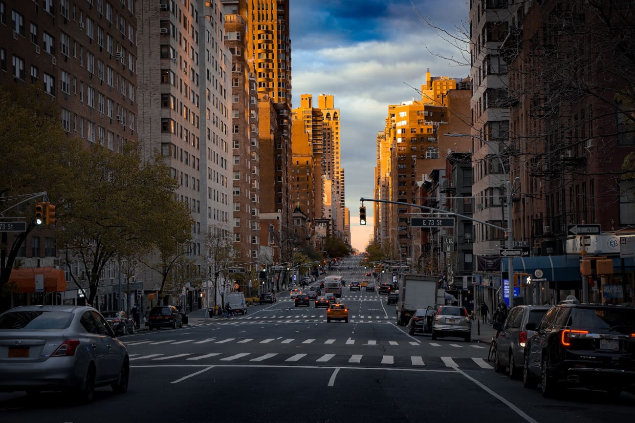1299x866 Manhattan Luxury Housing