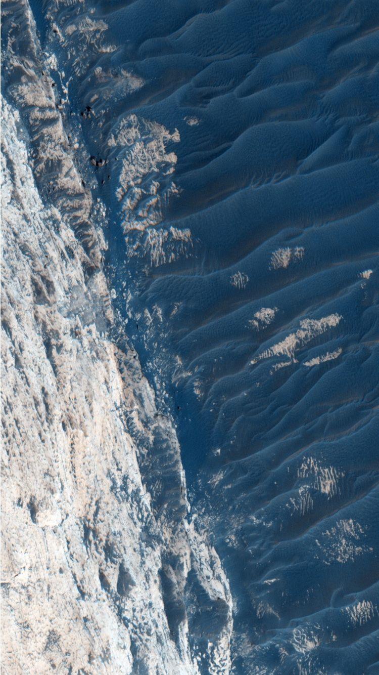 750x1334 Beautiful iPhone 7 Mars Wallpaper Based On NASA's New